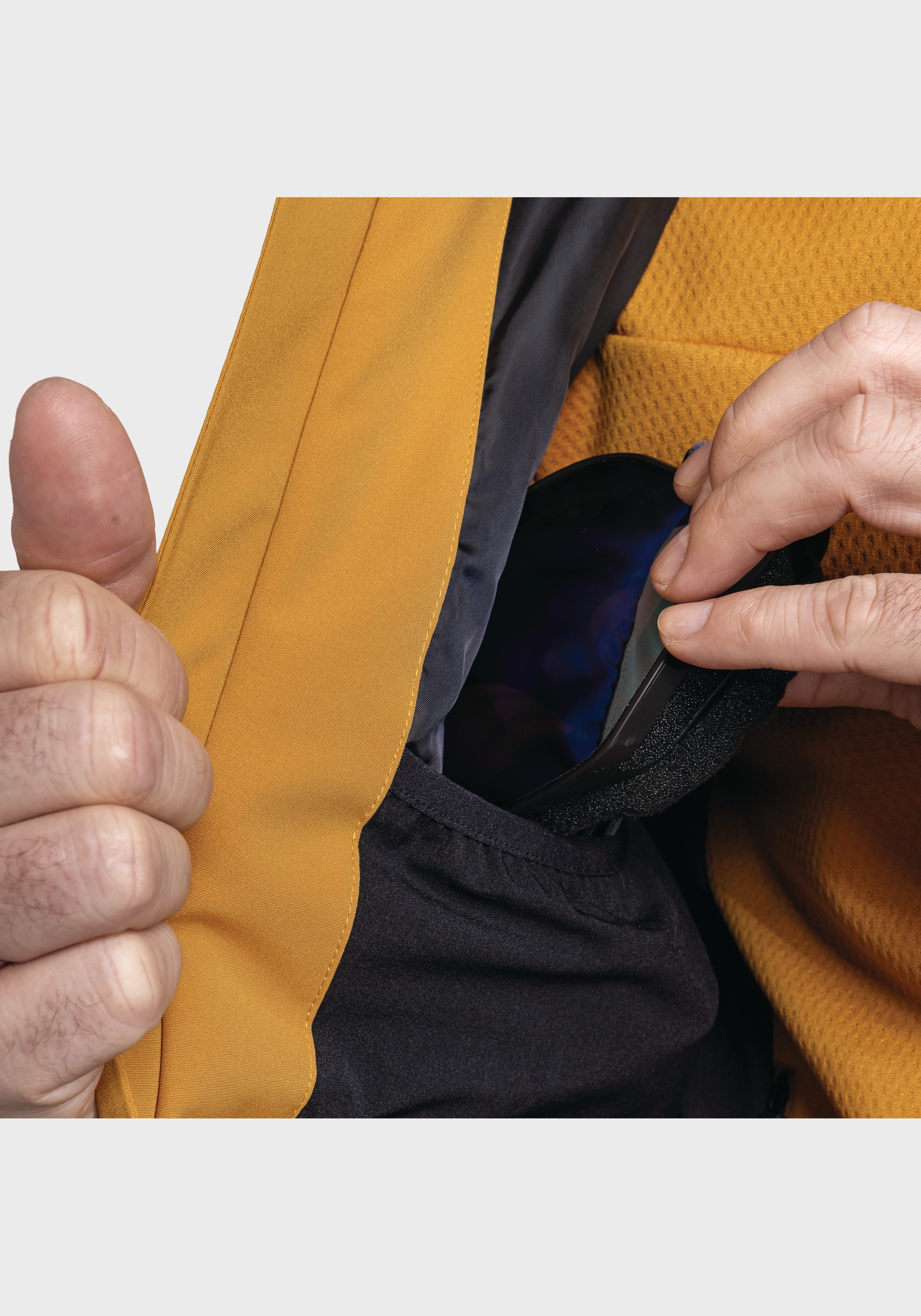Schöffel Outdoorjacke »Ski Jacket Kanzelwand M«, mit Kapuze