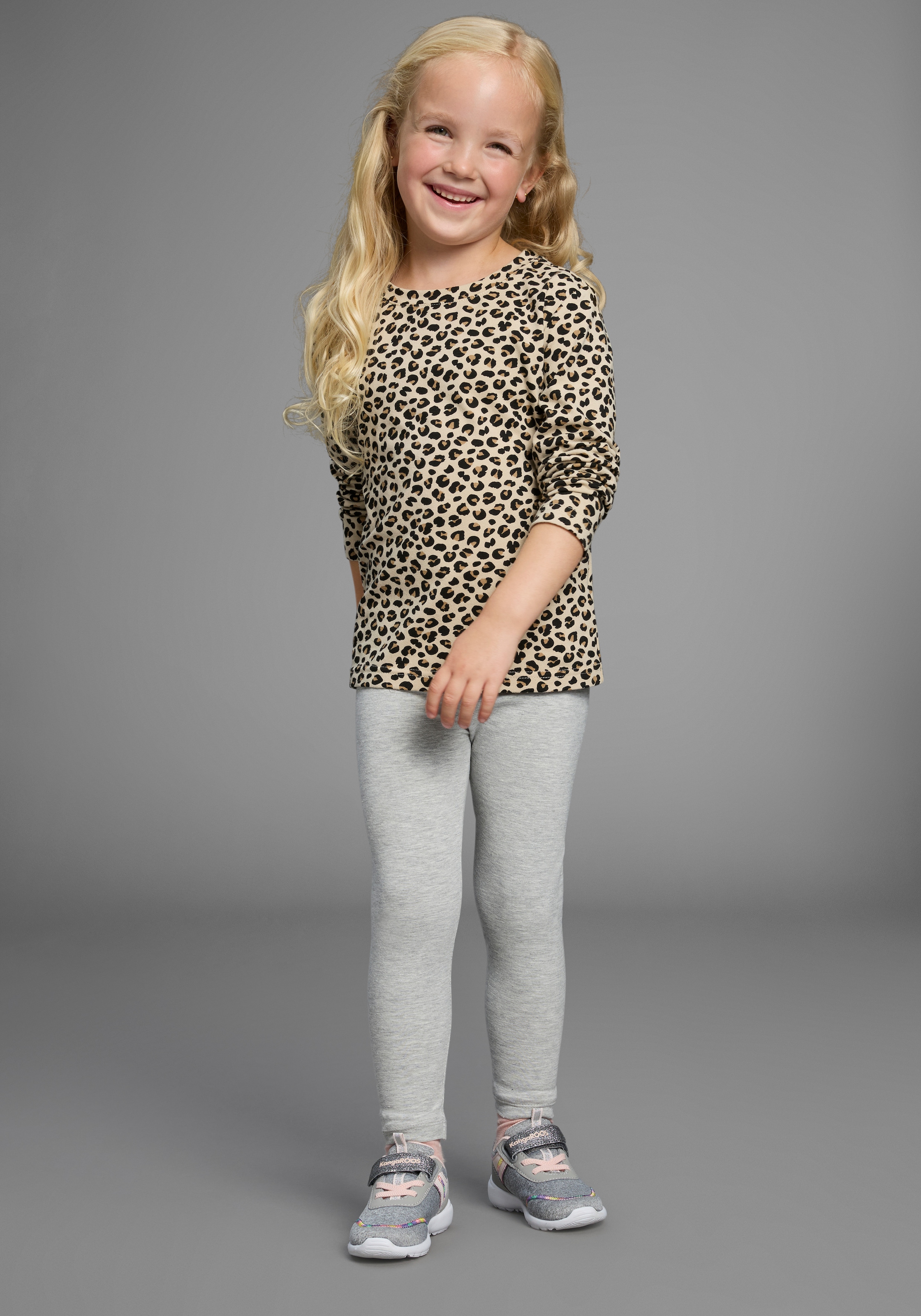 KIDSWORLD Langarmshirt »Shirt in Leo-Optik«, Modischer Animal-Print