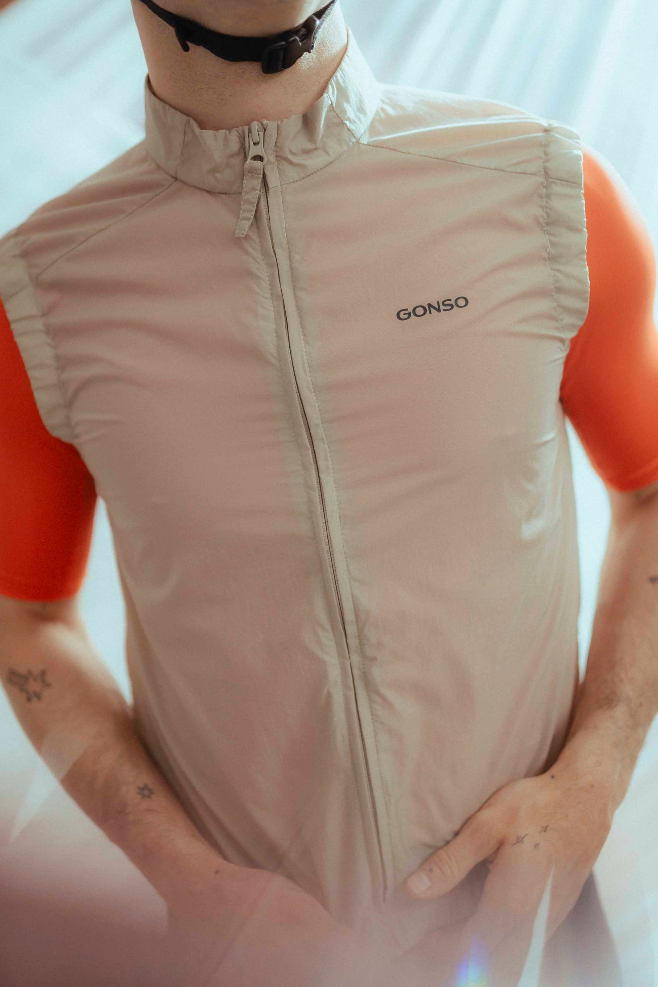 Gonso Funktionsweste »Adventure Vest Wind M« Herren Weste, leichte und winddichte Fahrradweste mit Rückentasche