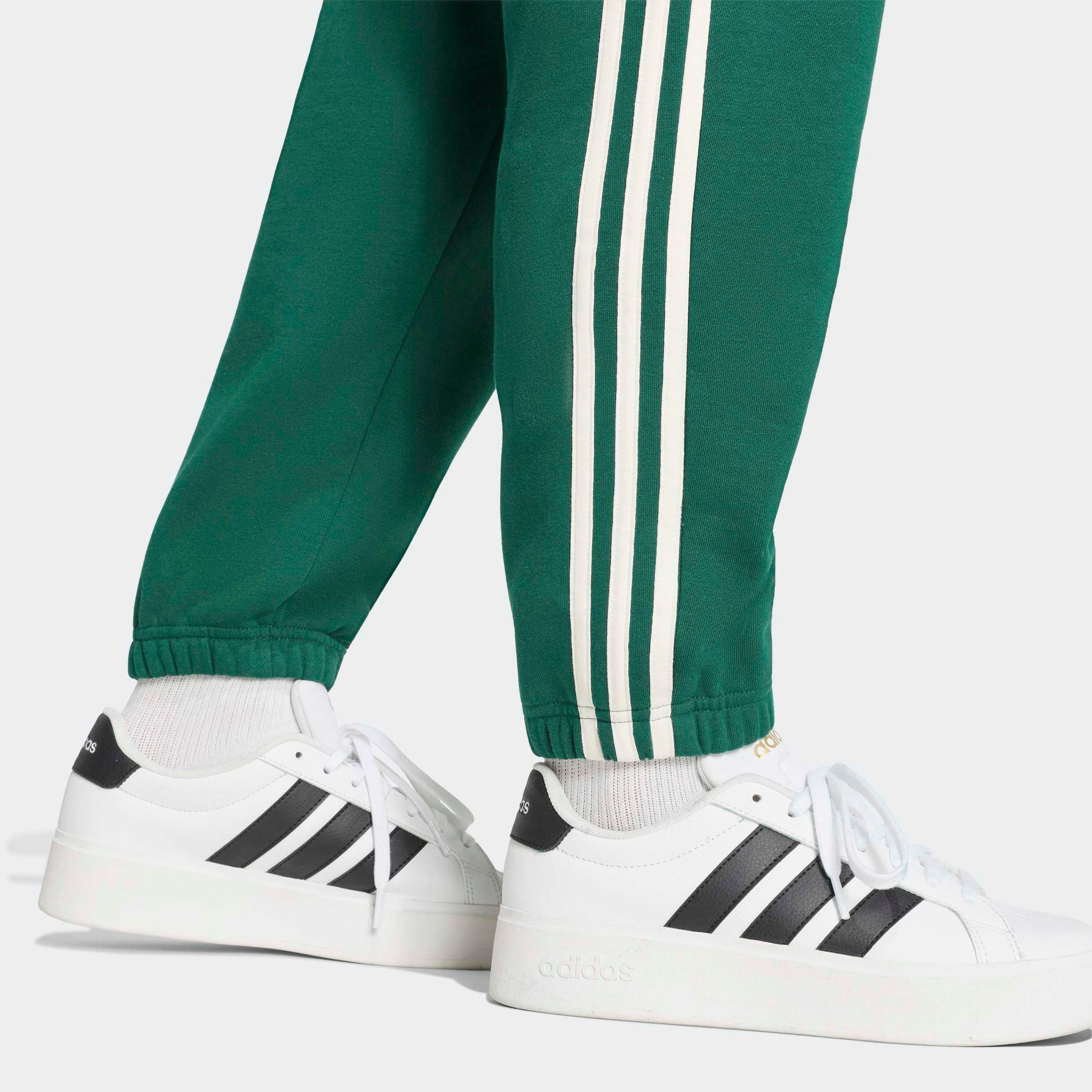 adidas Sportswear Sporthose »ESSENTIALS 3-STREIFEN, SCHMAL ZULAUFEND, BÜNDCHEN«