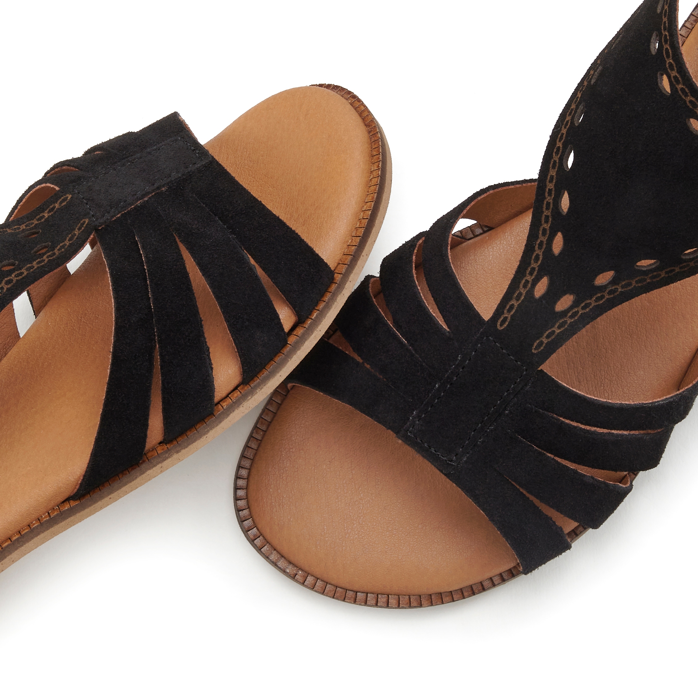 LASCANA Sandale, Sandalette, Sommerschuh aus hochwertigem Leder mit kleinen Cut-Outs