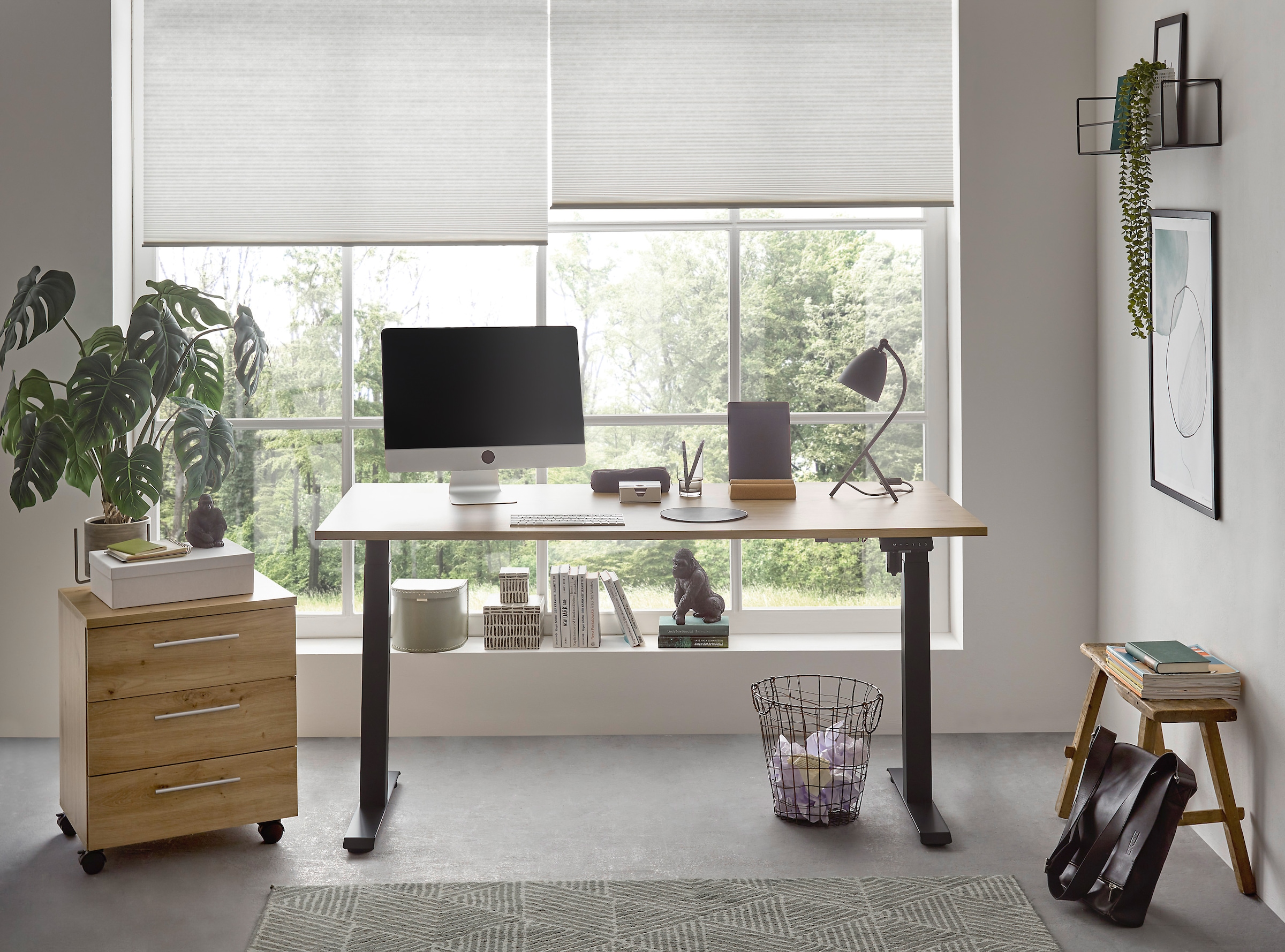 BEGA OFFICE Schreibtisch 2 Stk. tlg. Breite 137 cm, stufenlos höhenverstellbar 74-117 cm