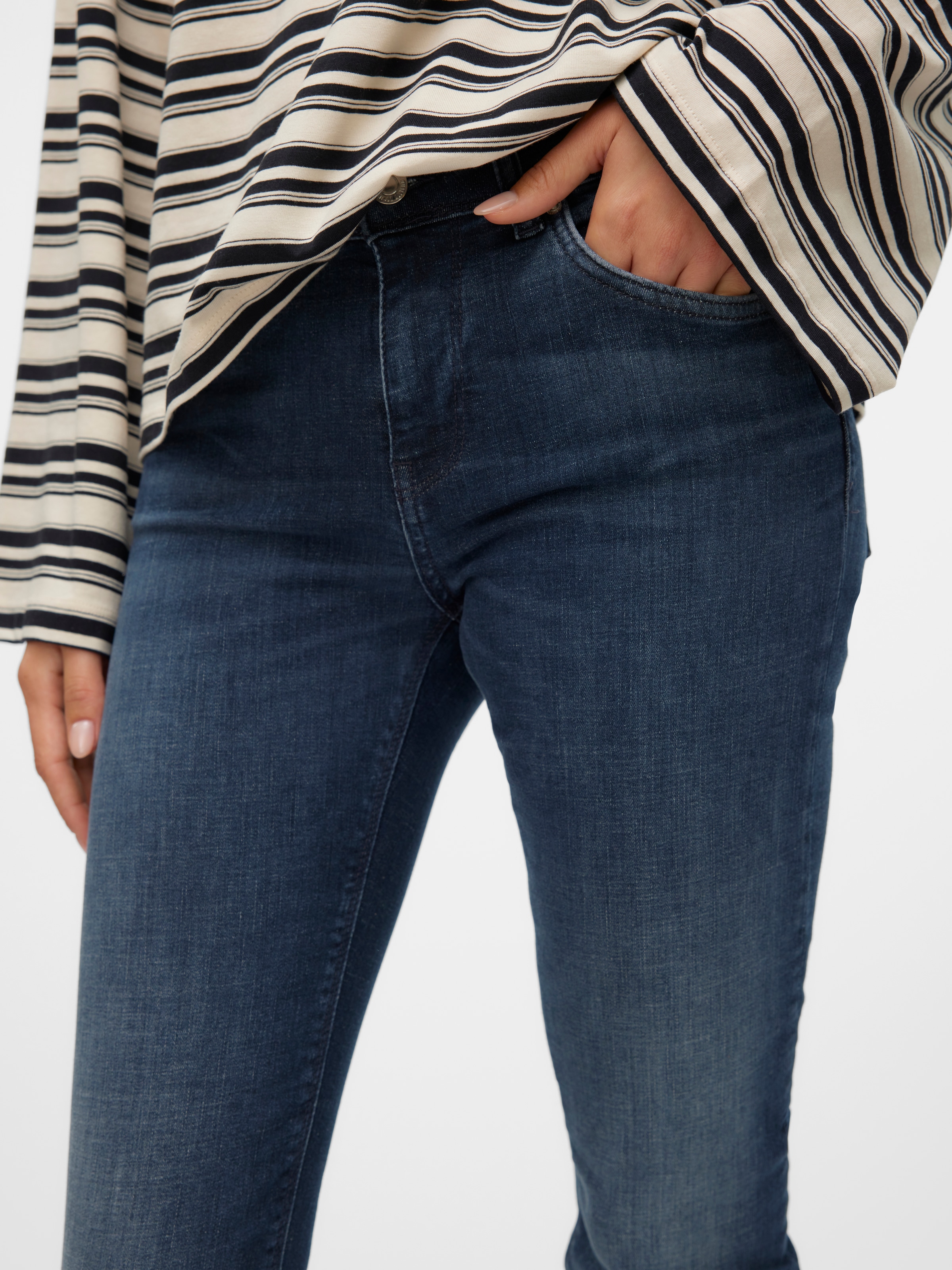 Vero Moda Slim-fit-Jeans »VMLUX MR SLIM JEANS RI392 GA NOOS«