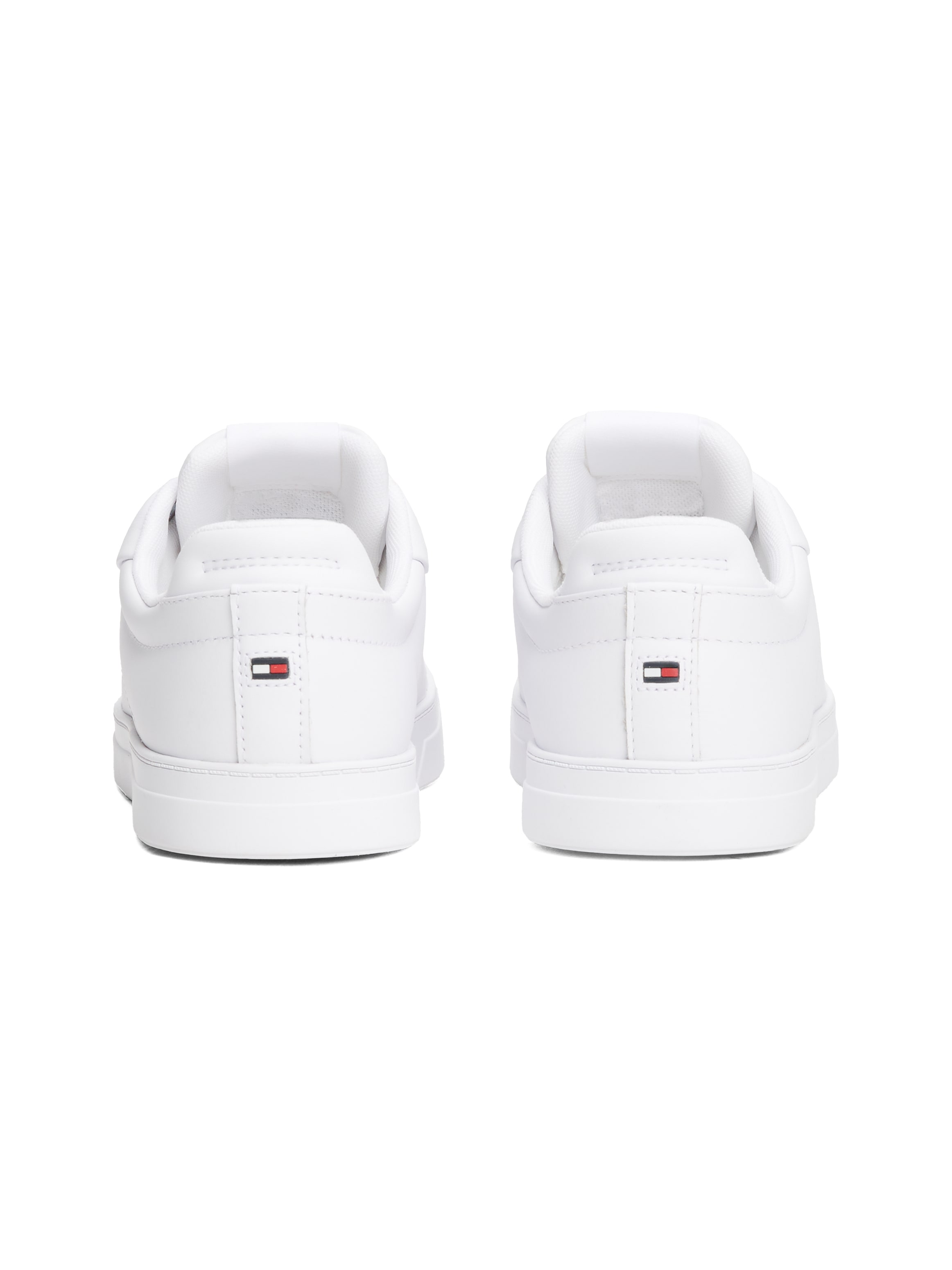 Tommy Hilfiger Sneaker »ICON COURT LTH FLAG ESS«  , Freizeitschuh, Halbschuh, Schnürschuh mit kleiner Logoflagge