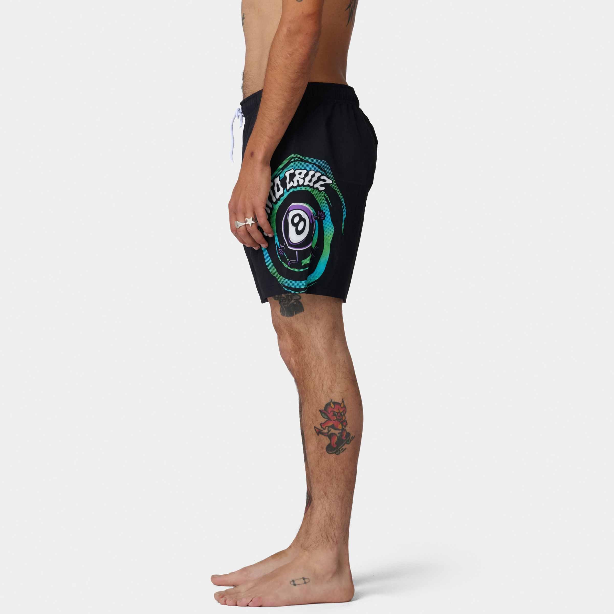 Santa Cruz Badeshorts »WINKOWSKI VERTIGO SWIMSHORTS« für sportliche Aktivitäten, leichtes Polyester, sportlicher Stil