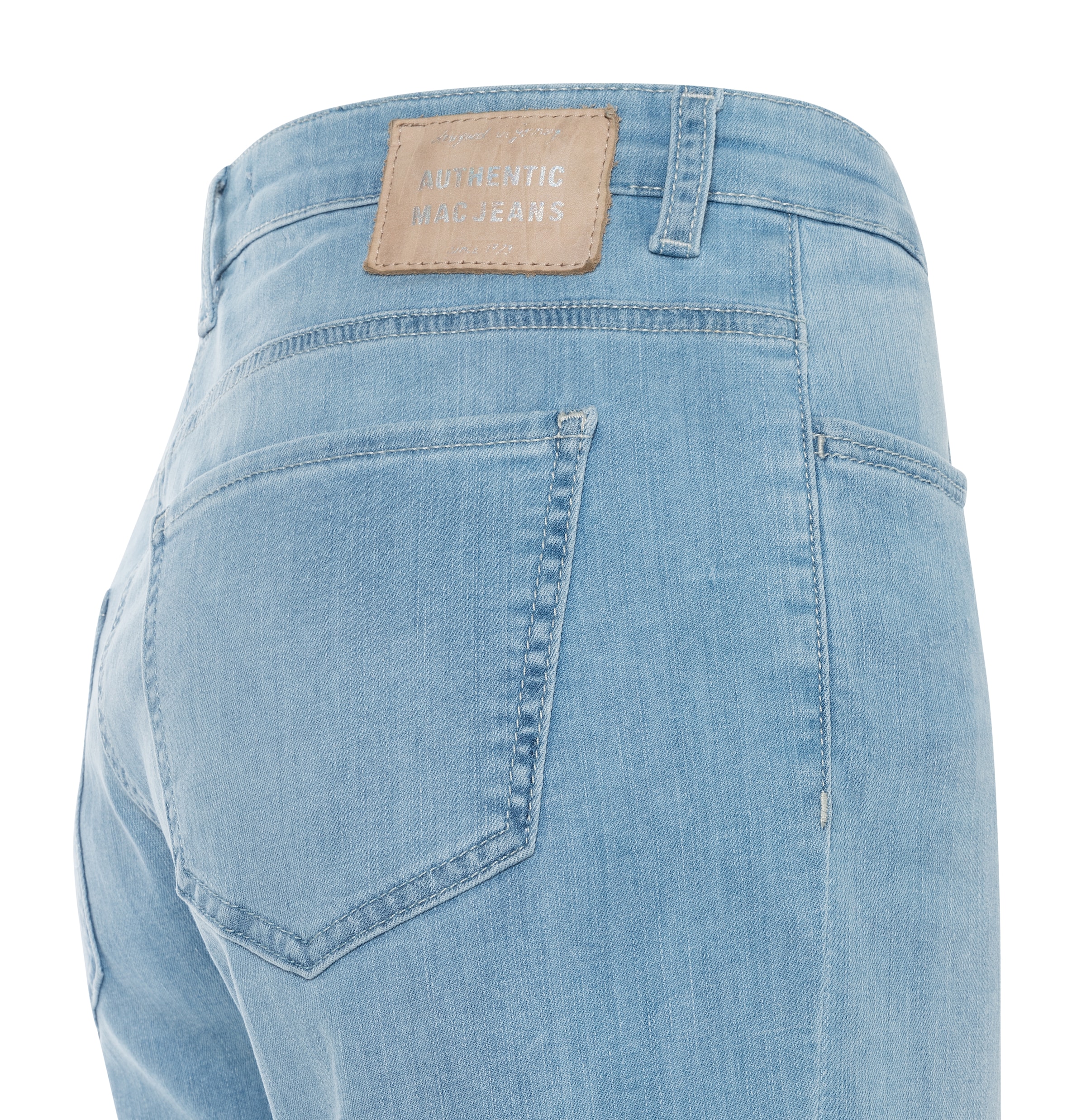 MAC Bermudas  aus sehr leichter, sommerlicher Qualität mit softem Griff