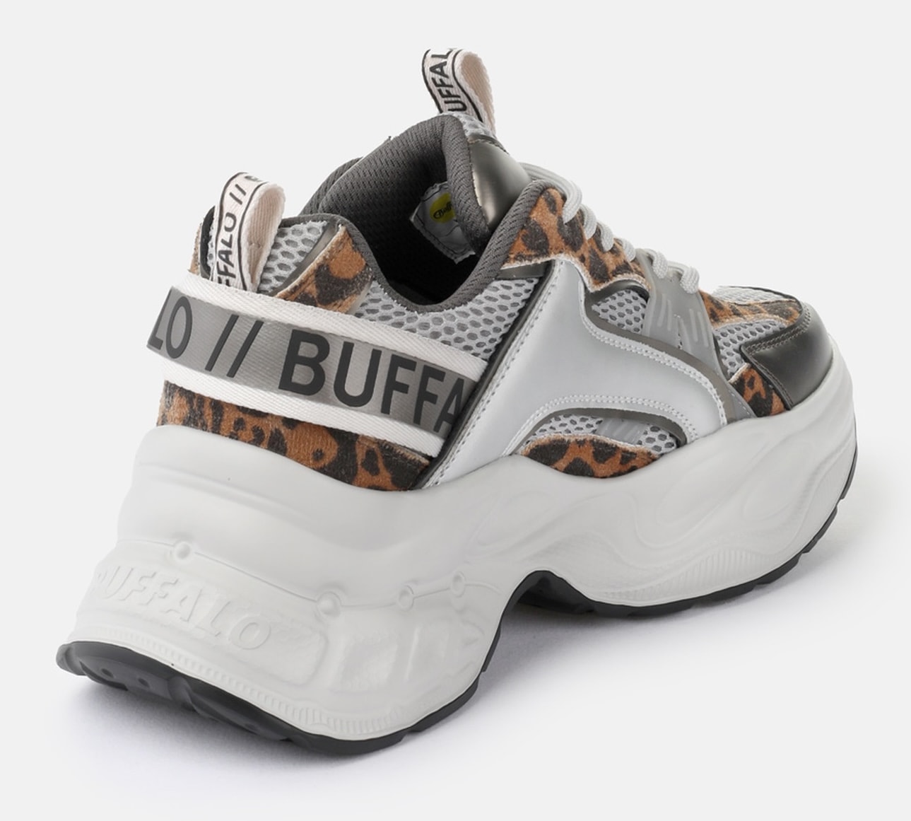 Buffalo Plateausneaker »Yuno one«  Halbschuh, Schnürschuh, Retro-Sneaker mit Memory Foam Innensohle