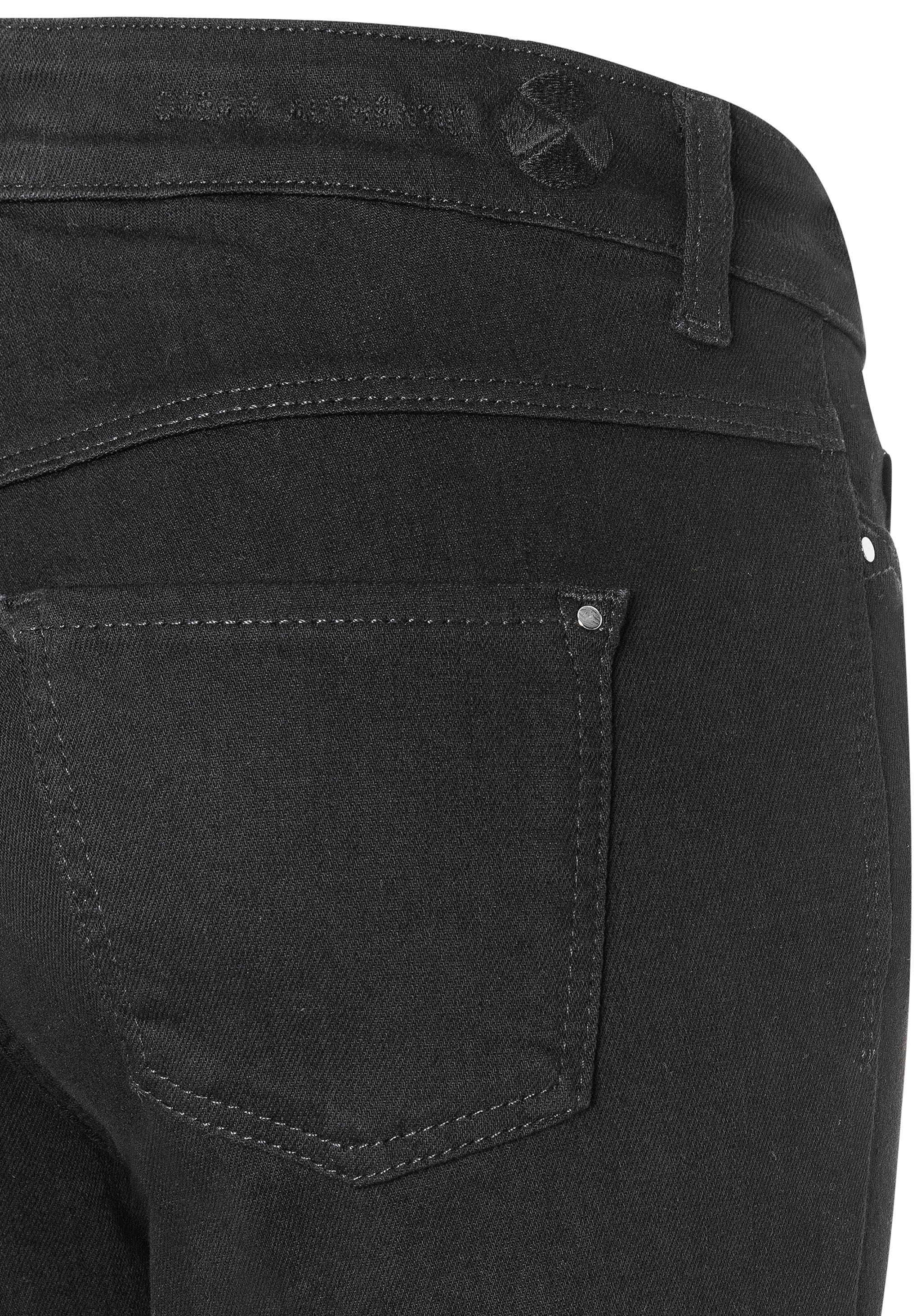 MAC Bootcut-Jeans »Dream-Boot«, Gerade geschnitten mit leicht ausgestelltem Bein