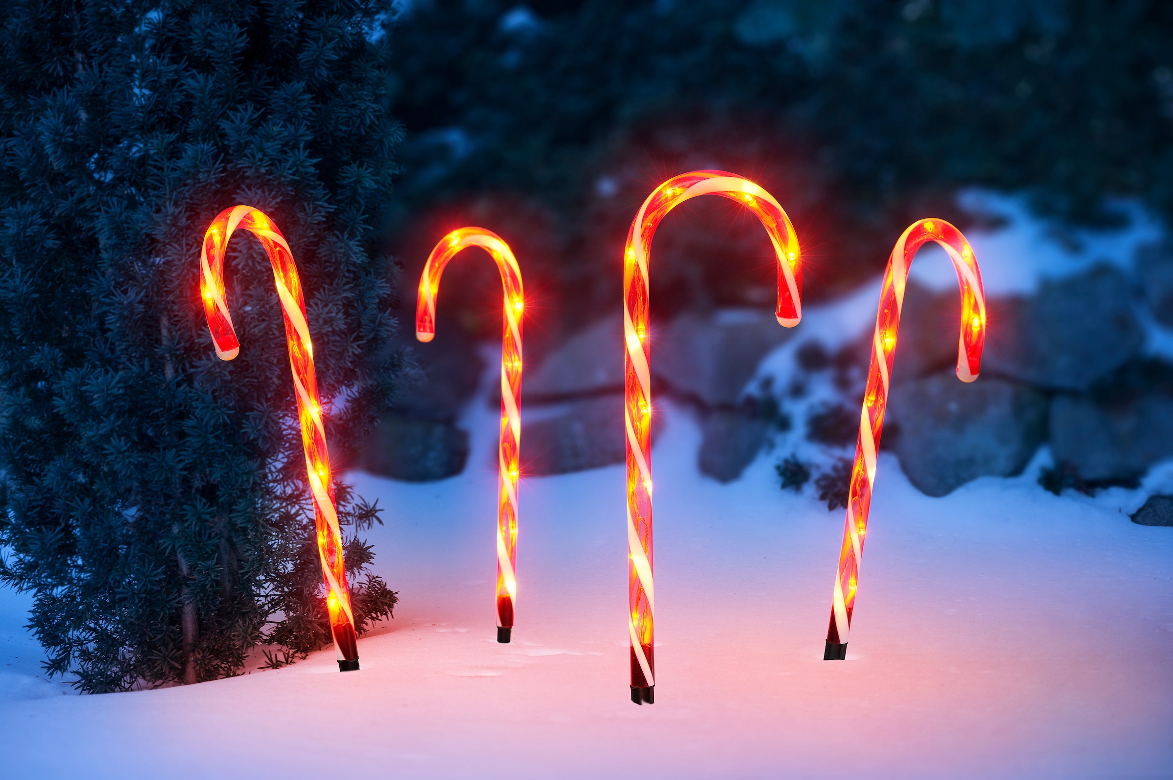 IC Winterworld LED Gartenleuchte »Weihnachtsdeko rot« Gartenstecker, Zuckerstangen-Design, mit Timerfunktion