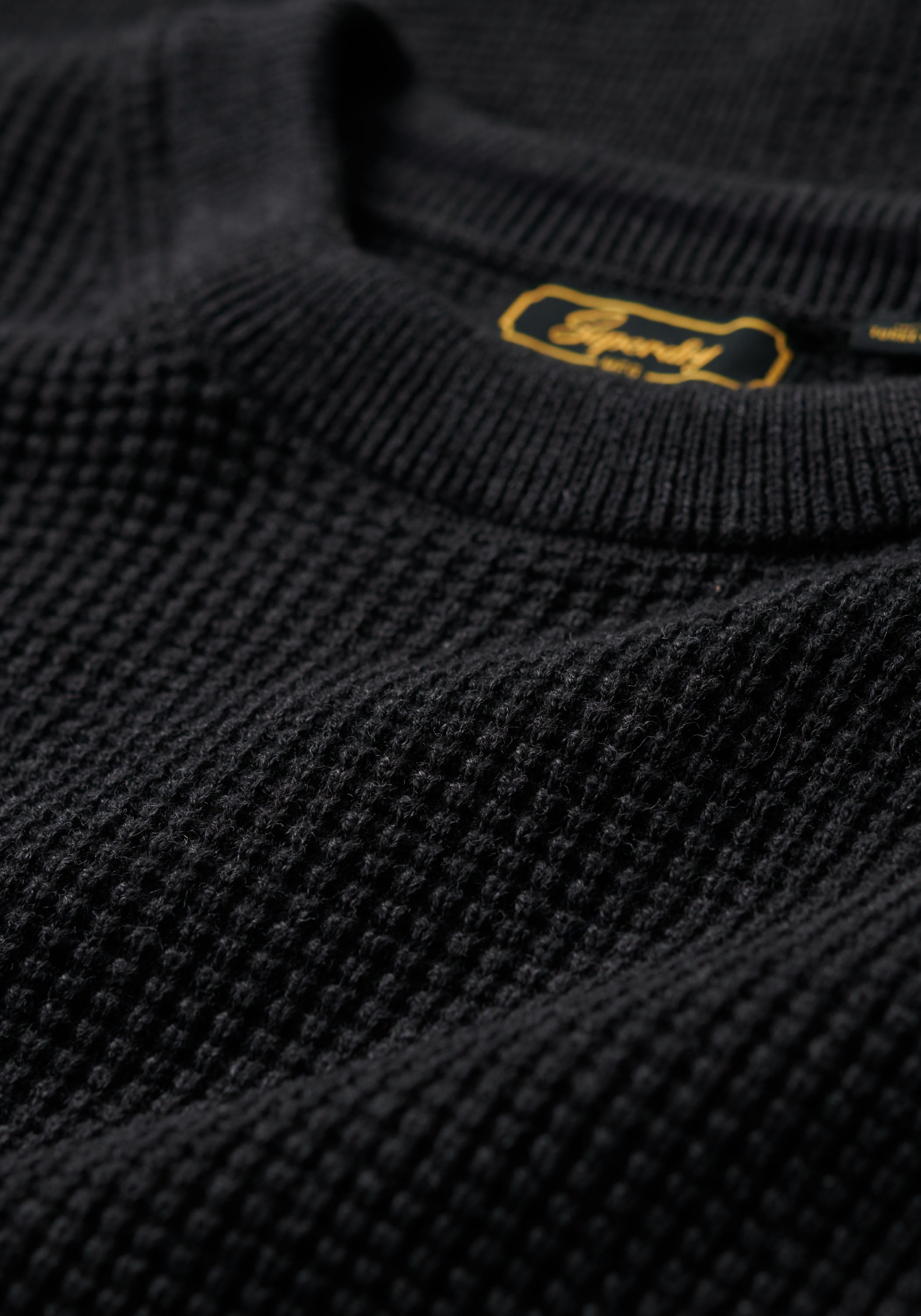 Superdry Strickpullover »TEXTURED CREW KNIT JUMPER«, mit strukturiertem Waffelstrickmuster