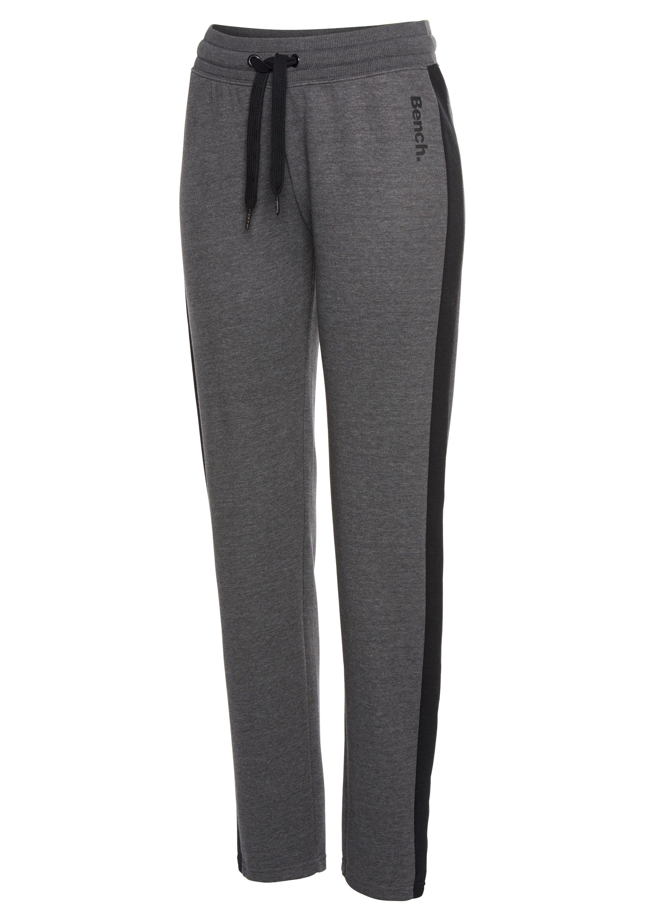 Bench. Loungewear Loungehose, mit Seitenstreifen und geradem Bein, Loungewear