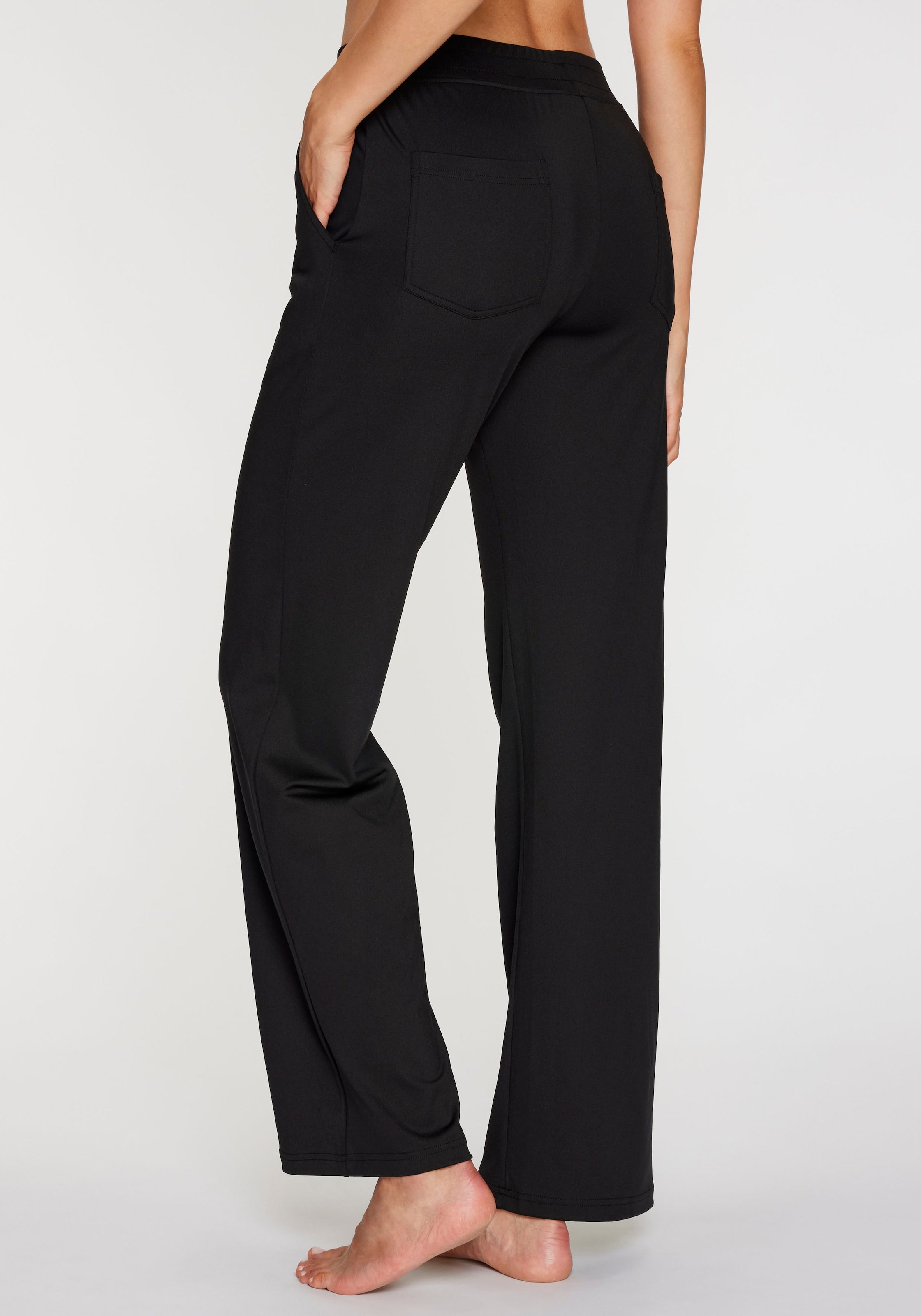 H.I.S Relaxhose  mit klassisch gerade geschnittenem Bein, Loungewear