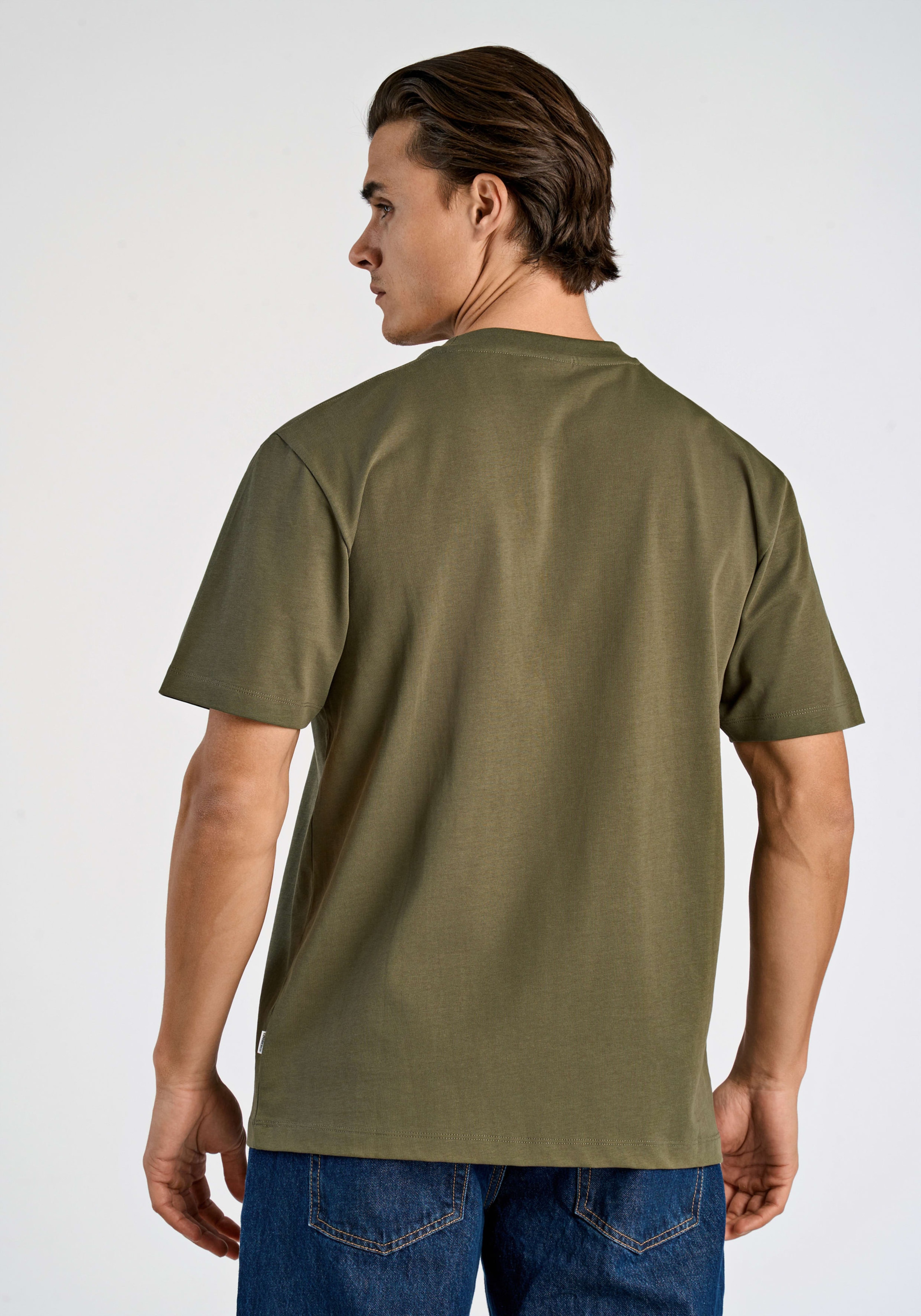 LINDBERGH T-Shirt , mit Stickerei auf der Brust
