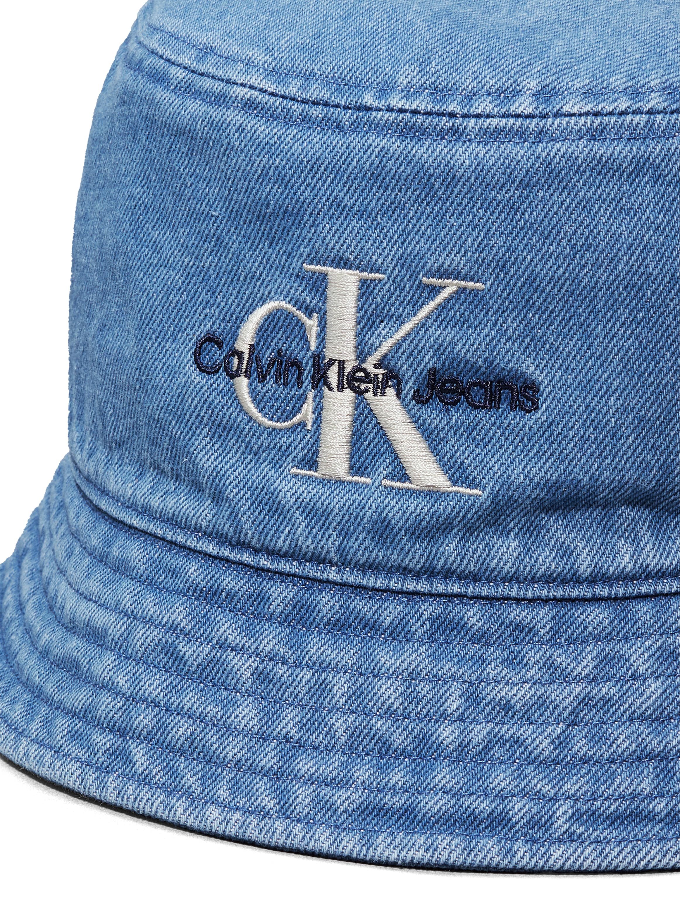 Calvin Klein Fischerhut »MONOLOGO EMBROIDERY DENIM BUCKET« Mit Markenlabel auf der Vorderseite