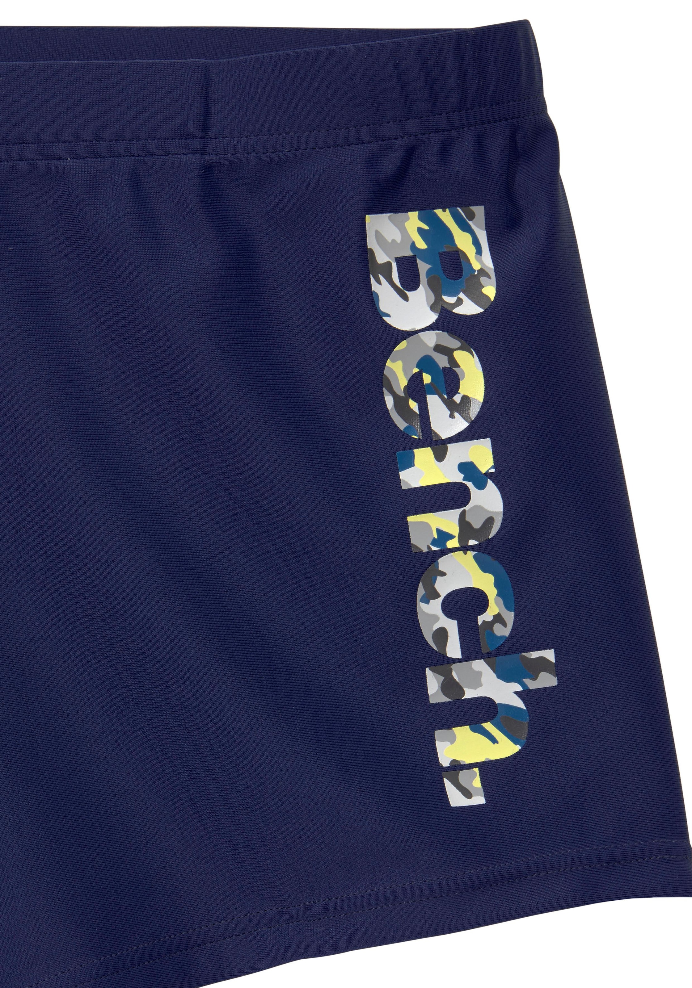 Bench. Boxer-Badehose, mit Logo Tarnfarben-Optik OTTO bei bestellen coolem in