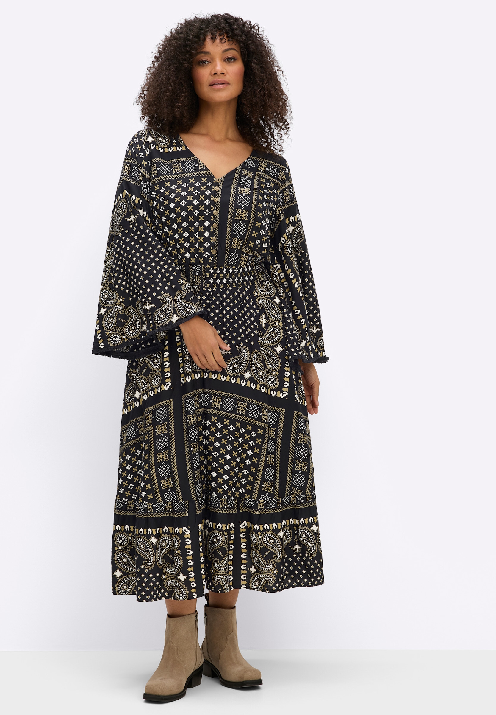 sheego by Joe Browns Maxikleid »Maxikleid Maxikleid mit Paisley- und Ornamentmuster« Nahttasche