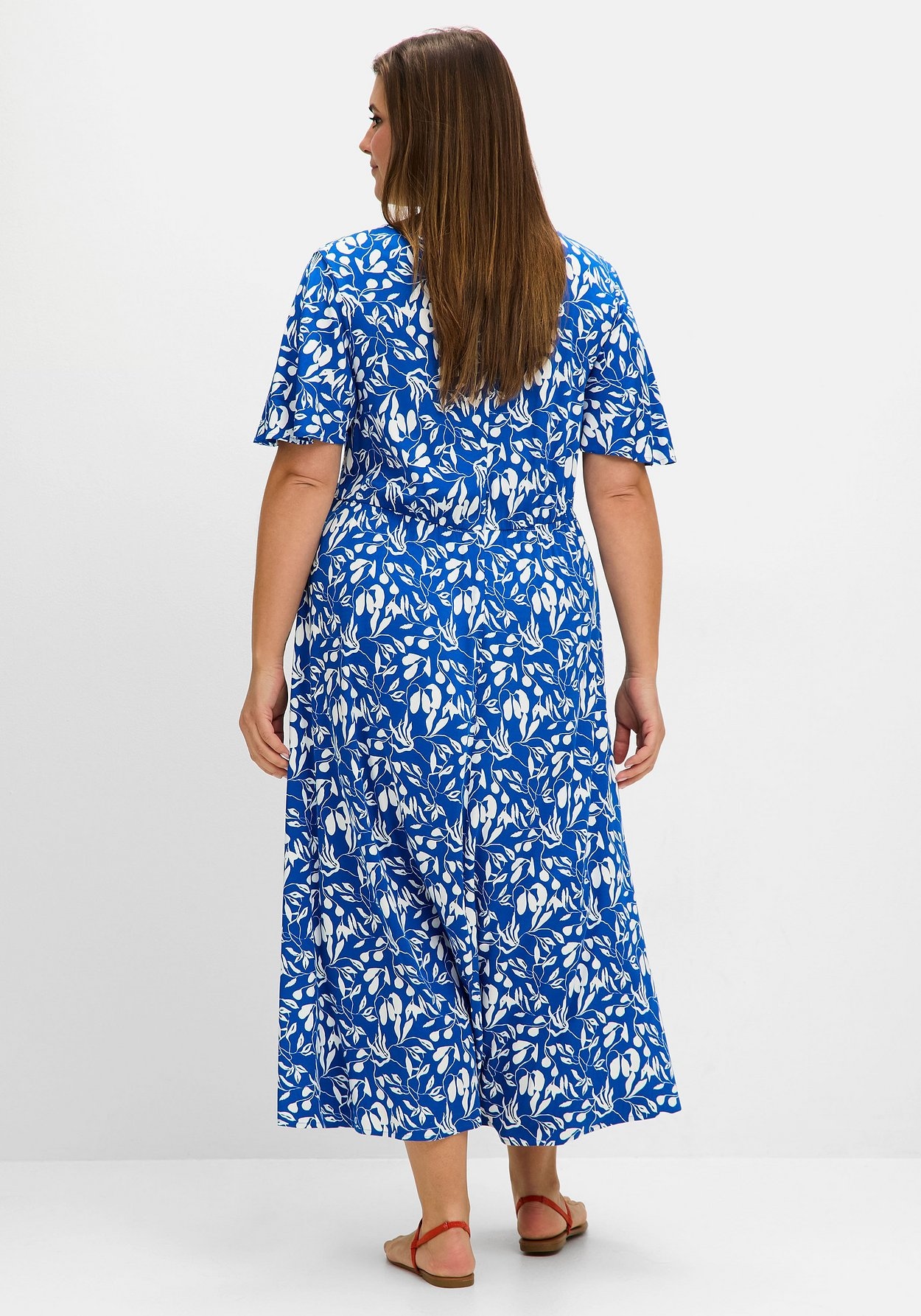 Sheego Sommerkleid »Maxikleid mit Knotendetail in der Taille«
