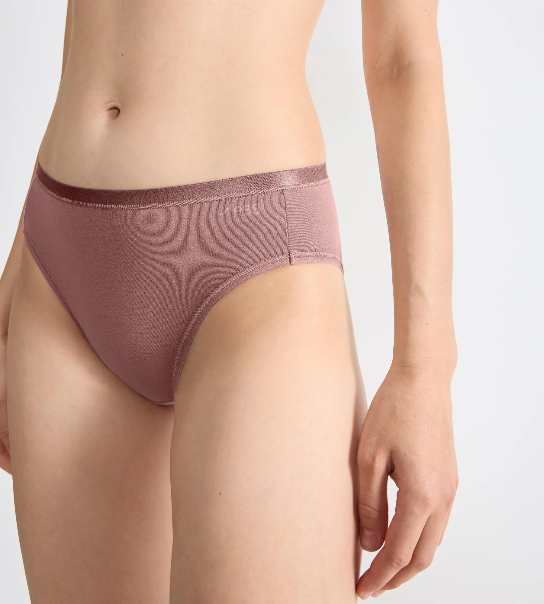 sloggi Tai-Slip »GO Daily Cotton« 3er Pack,  Glanz-Effekt Details, hoher Beinausschnitt, weich, elastisch