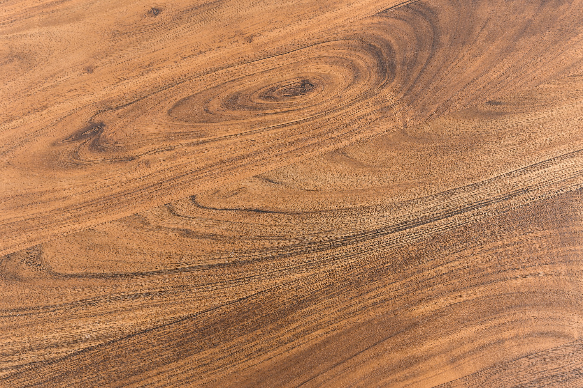 SalesFever Essgruppe »Elegante Essgruppe für stilvolles Speisen« Set, 5 Stk. tlg. 5-teiliges Massivholz-Set, geölt und doppelt gewachst