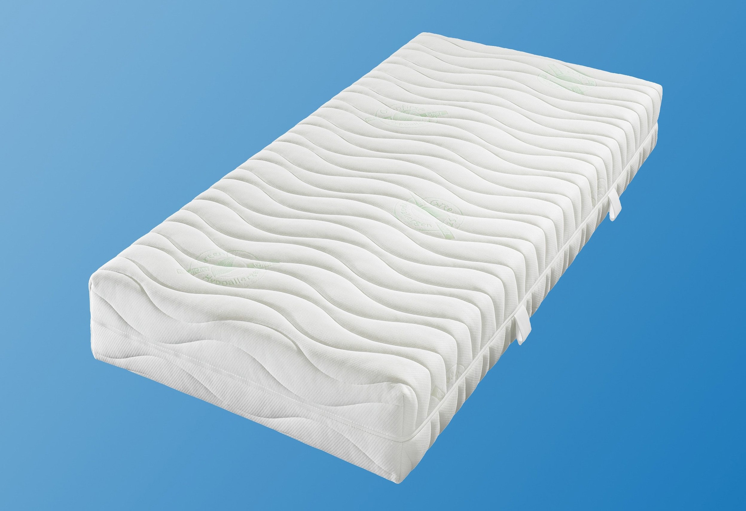Hn8 Schlafsysteme Komfortschaummatratze »Green HF«, 20 cm hoch, Raumgewicht: 30 kg/m³, (1 St.), Mit GREENFIRST®-Bezug gegen Milben
