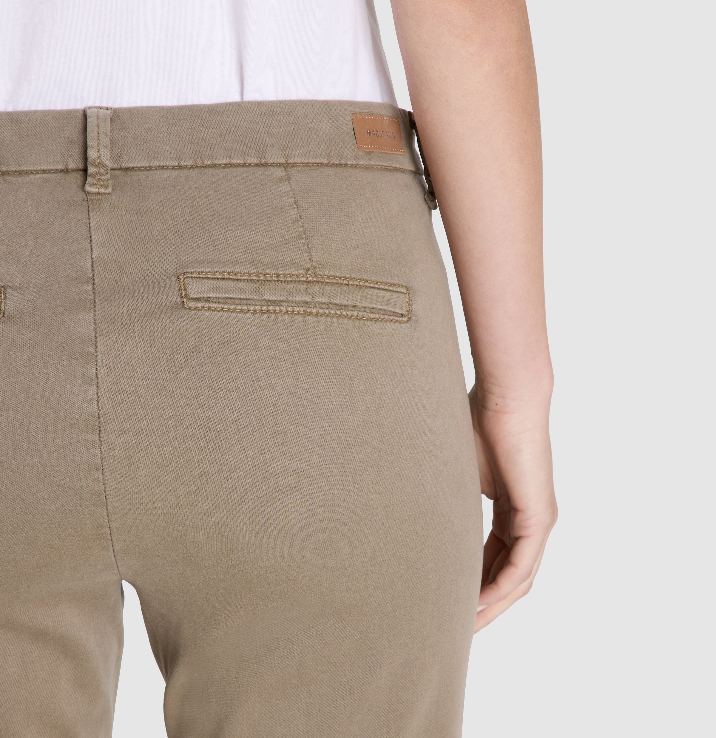 MAC Chinohose »CHINO turn up«, mit dezentem Glanz, elegant und sportiv zugleich