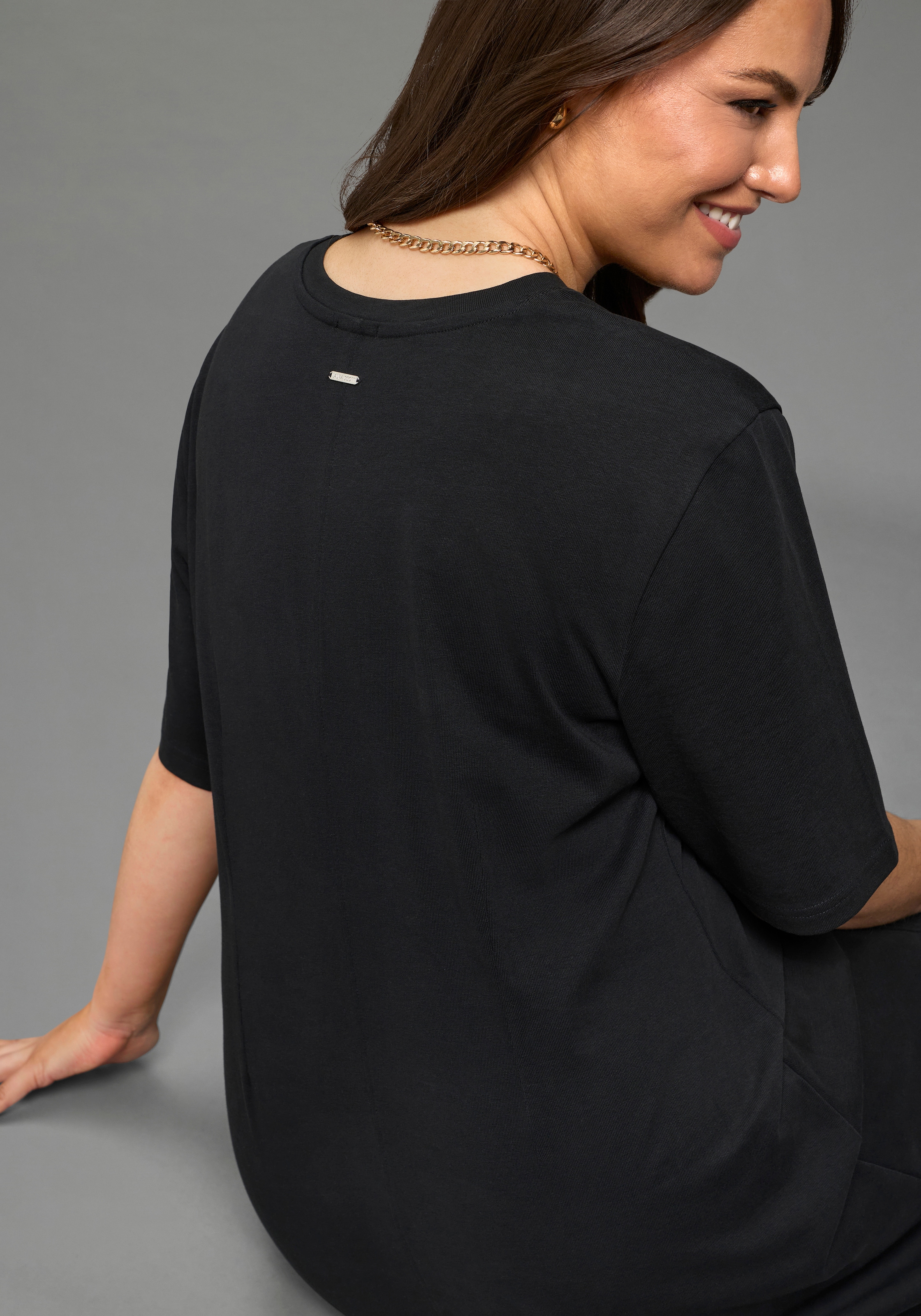 Laura Scott CURVE Maxikleid casual Stil, für entspannte Anlässe, aus Jersey Material