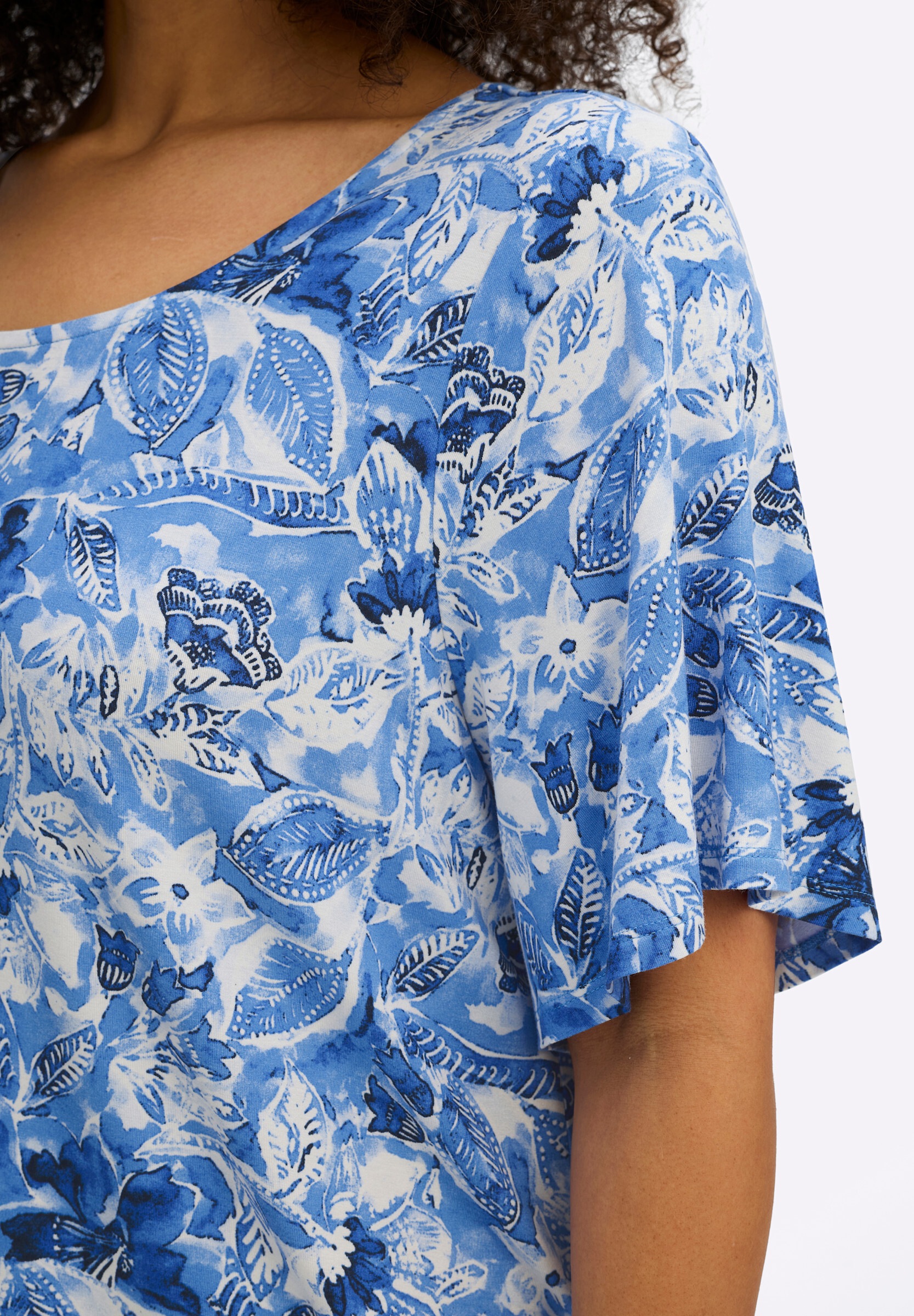 sheego by Joe Browns Zipfelshirt »T-Shirt Zipfelshirt mit floralem Print«