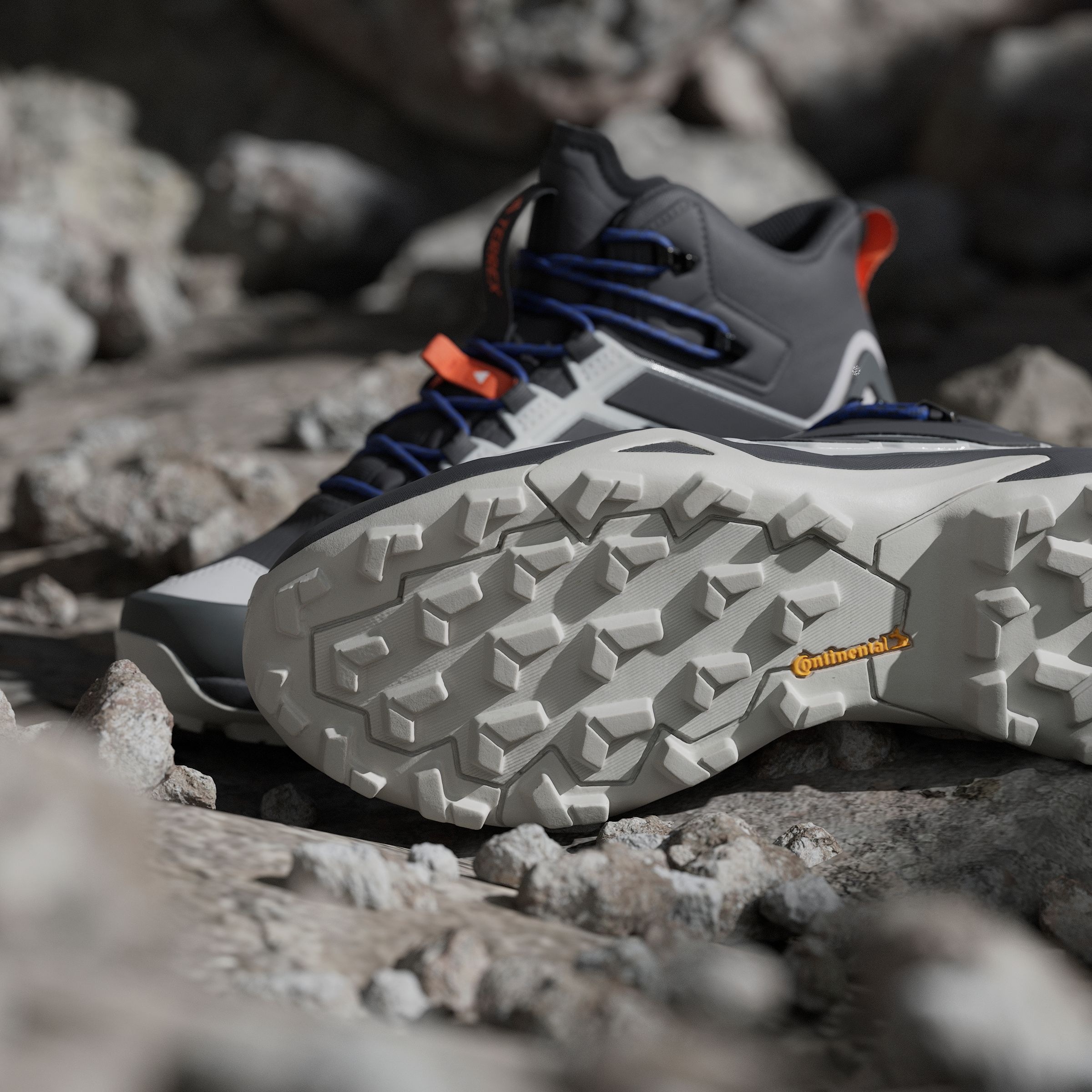 adidas TERREX Wanderschuh »TERREX SKYCHASER MID GORE-TEX«, wasserdicht