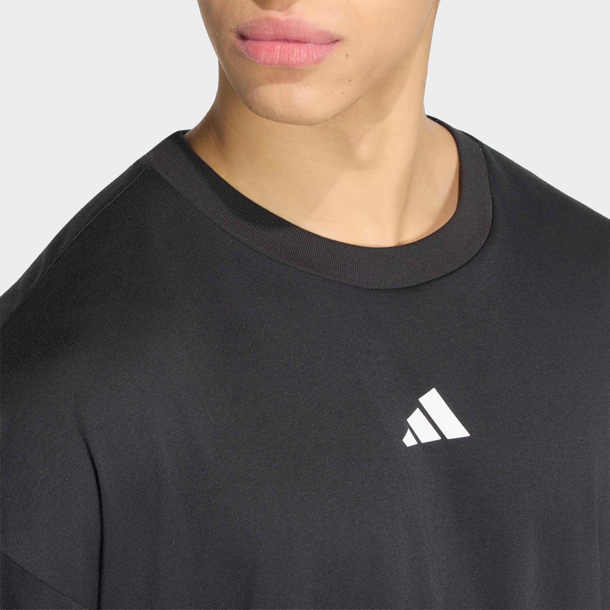 adidas Performance T-Shirt »M TRAIN GFX T«