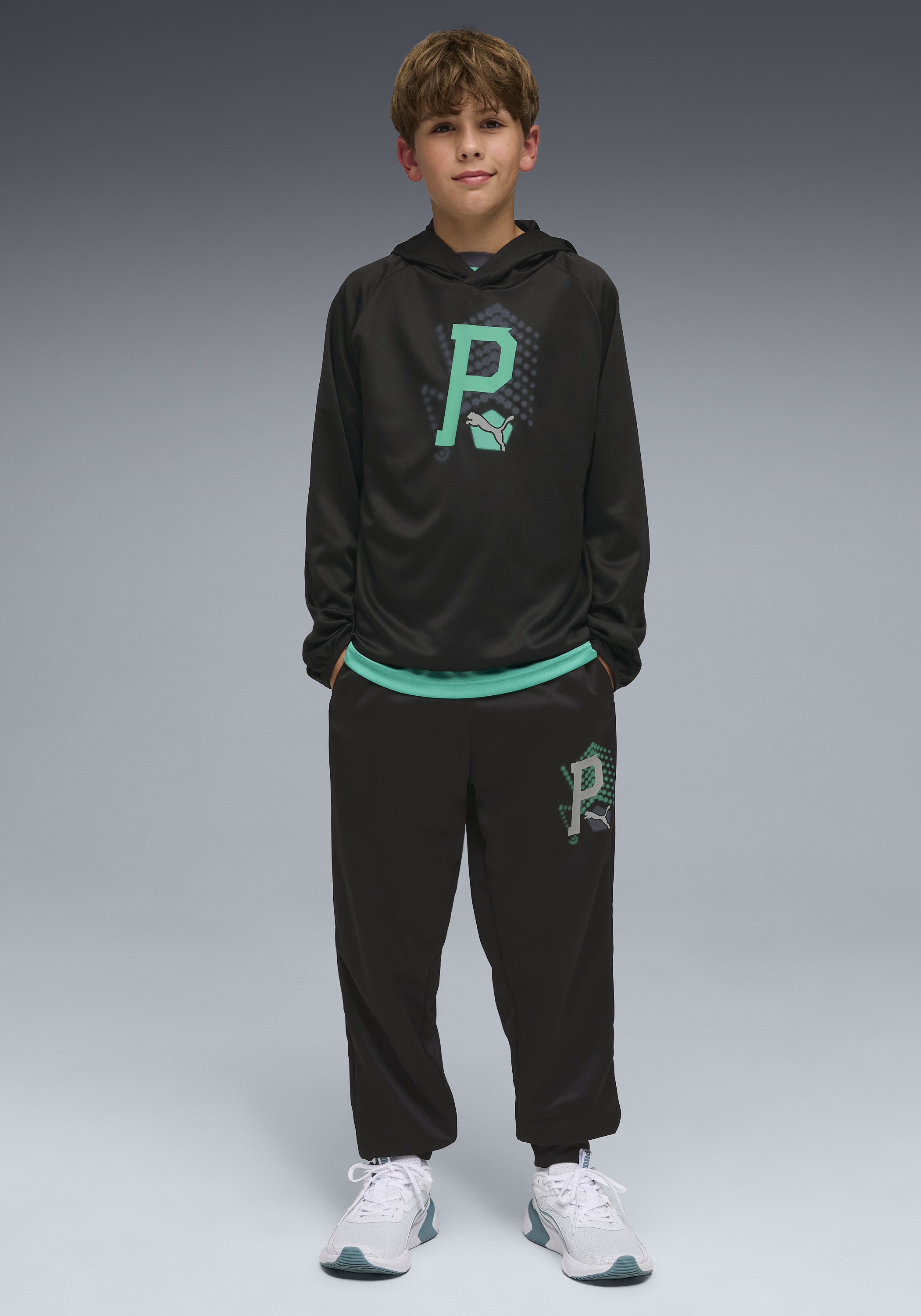 PUMA Kapuzensweatshirt »ACTIVE SPORTS LIGHTWEIGHT POLY HOODIE B«, Regular Fit, für Jugendliche, mit Kapuze, mit Print-Applikation
