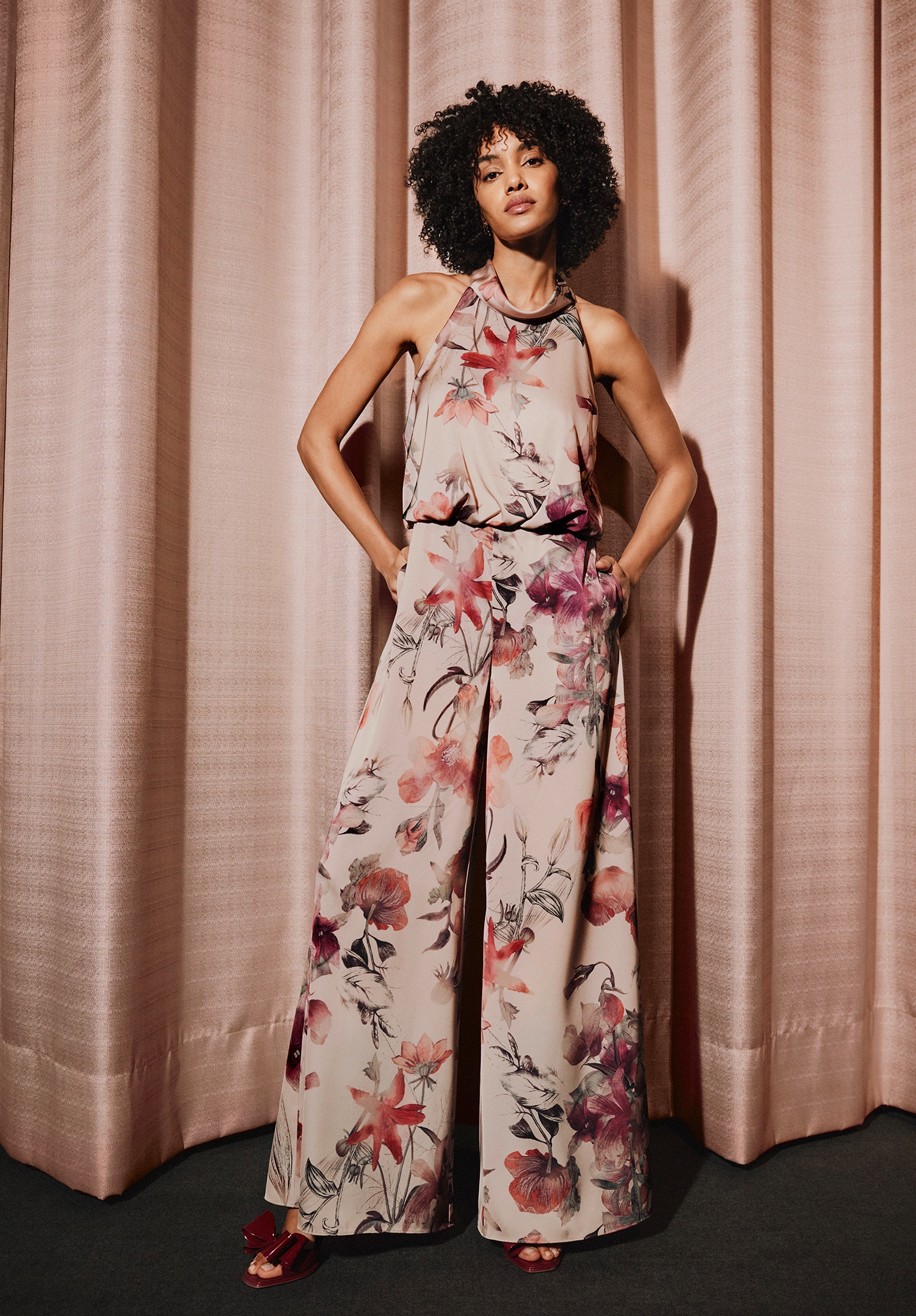 Vera Mont Jumpsuit »Jumpsuit mit Blumenprint«