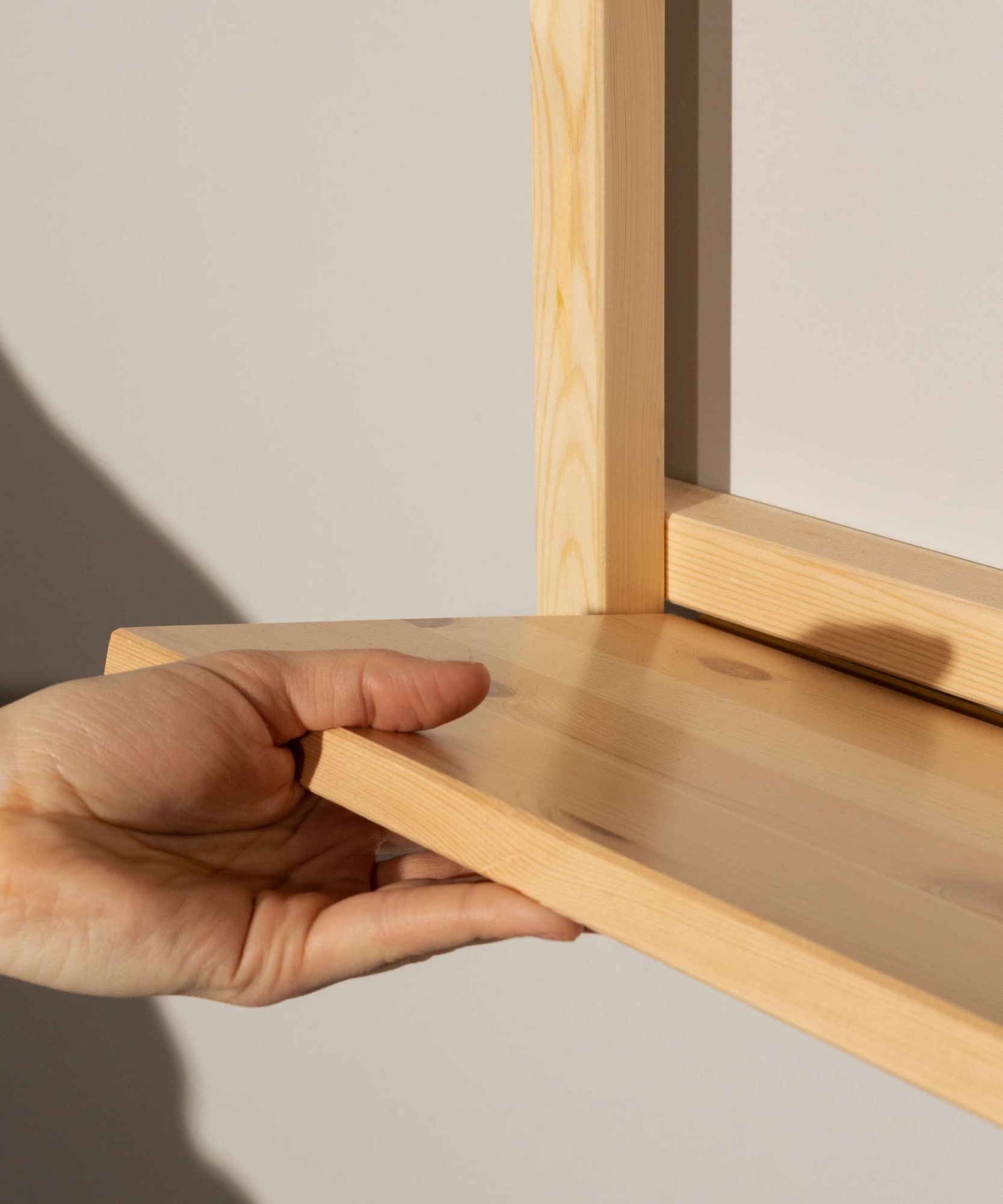 Karup Design Wandregal »Groove Shelving Narrow, Wandregal, Aufbewahrung, Deko, Platzsparend«, (B/H/T ca: 66x25,5x127cm), inkl. 4 Abnehmbare Regalböden aus FSC®-zertifiziertem Massivholz