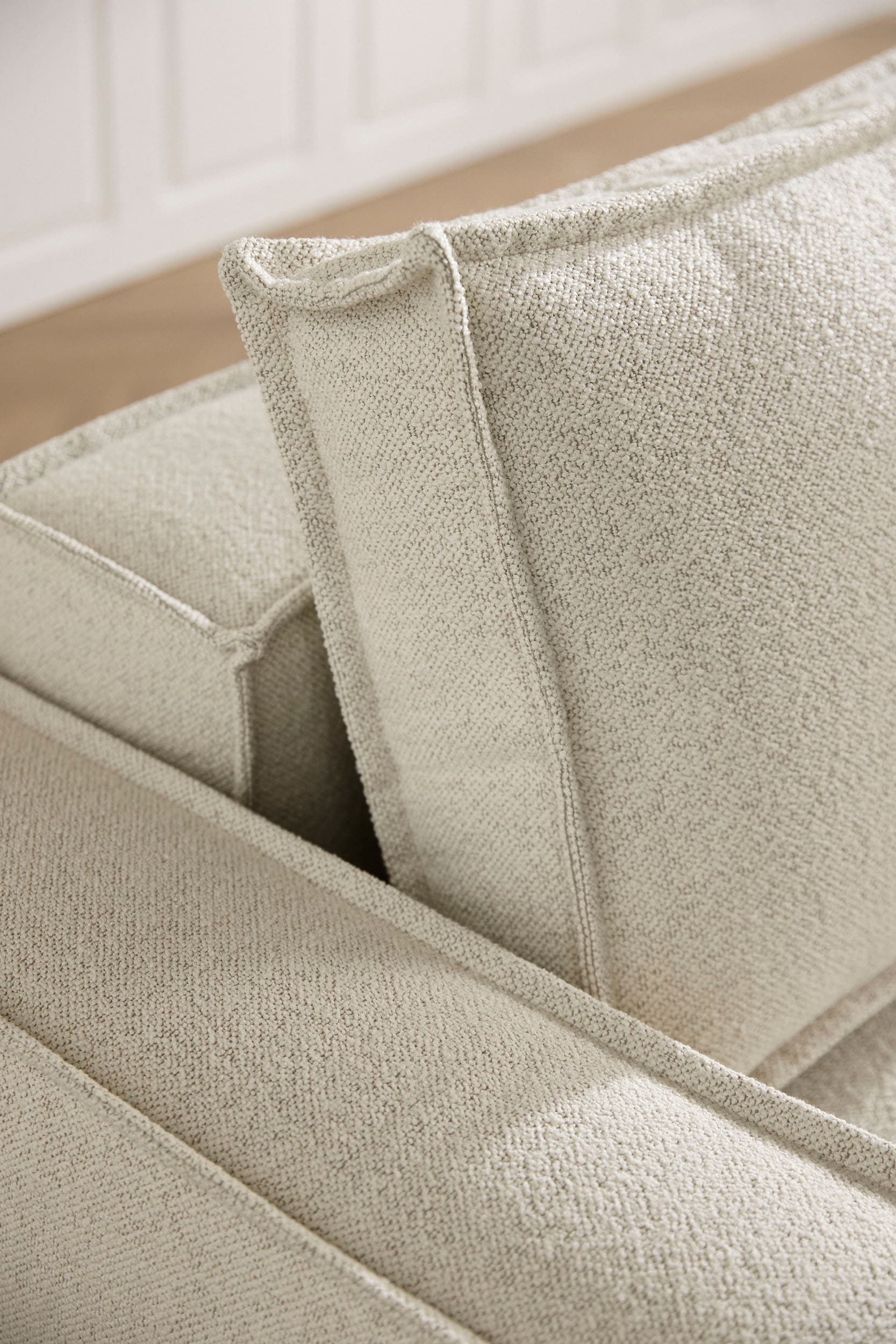 INNOVATION LIVING ™ 3-Sitzer »Newilla Schlafsofa«, 10cm Pocket Spring Komfort, großer Stauraum, stabile Stahlkonstruktion