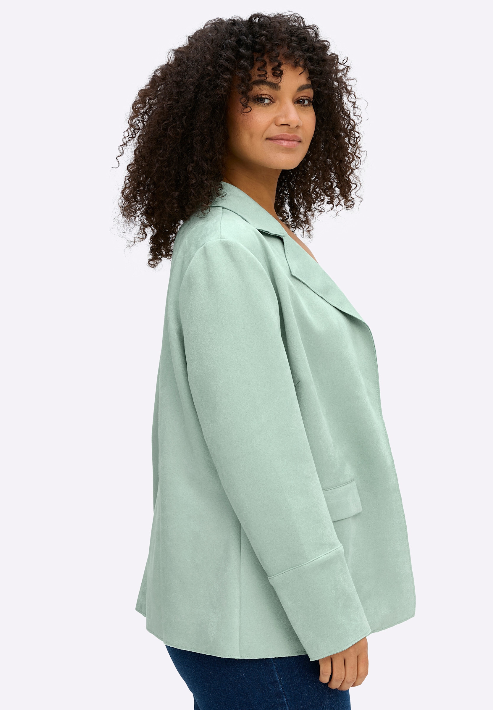 Sheego Kurzblazer »Blazer Kurzblazer aus Veloursleder-Imitat«