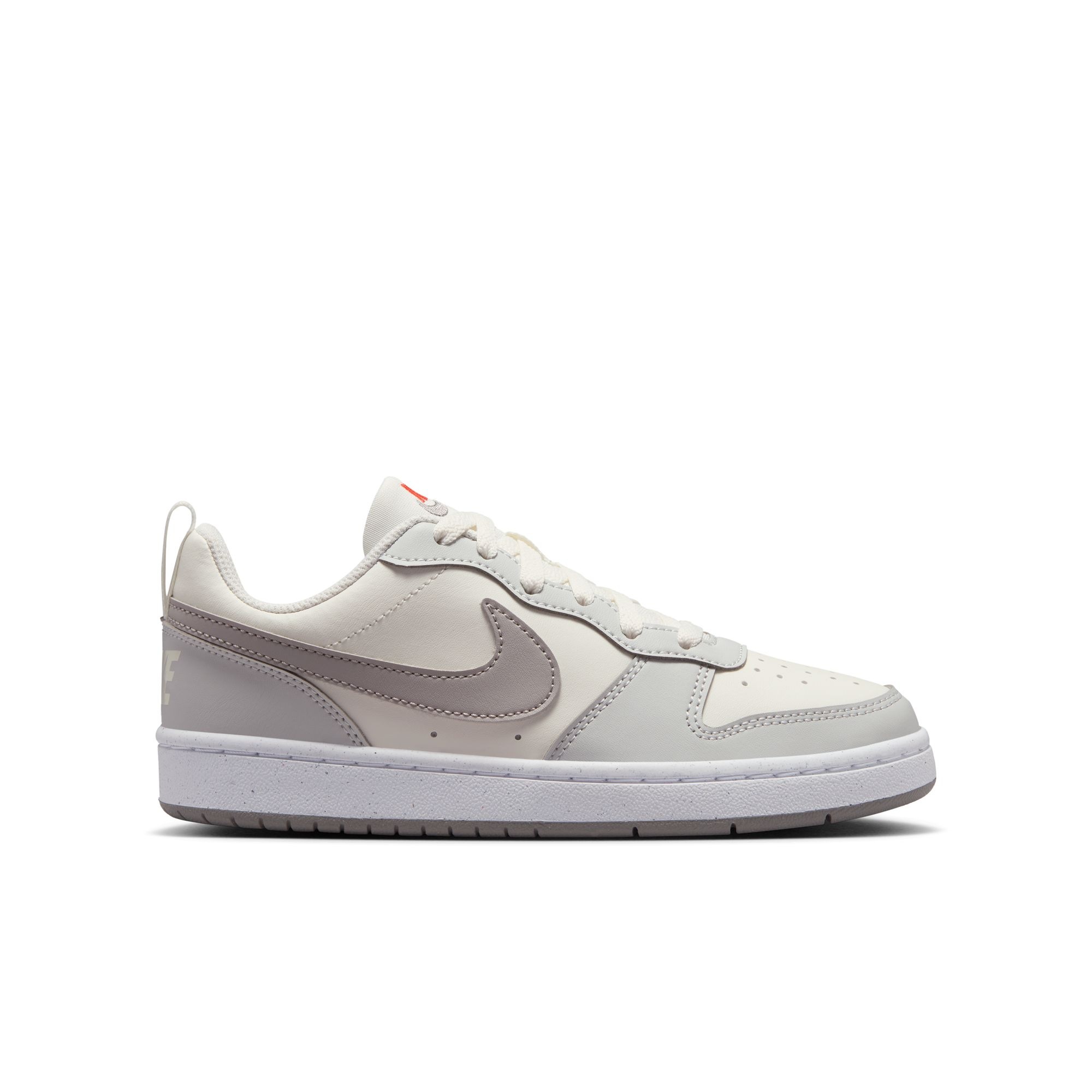 Nike Sportswear Sneaker »Court Borough Low Recraft (GS)«  Design auf den Spuren des Air Force 1