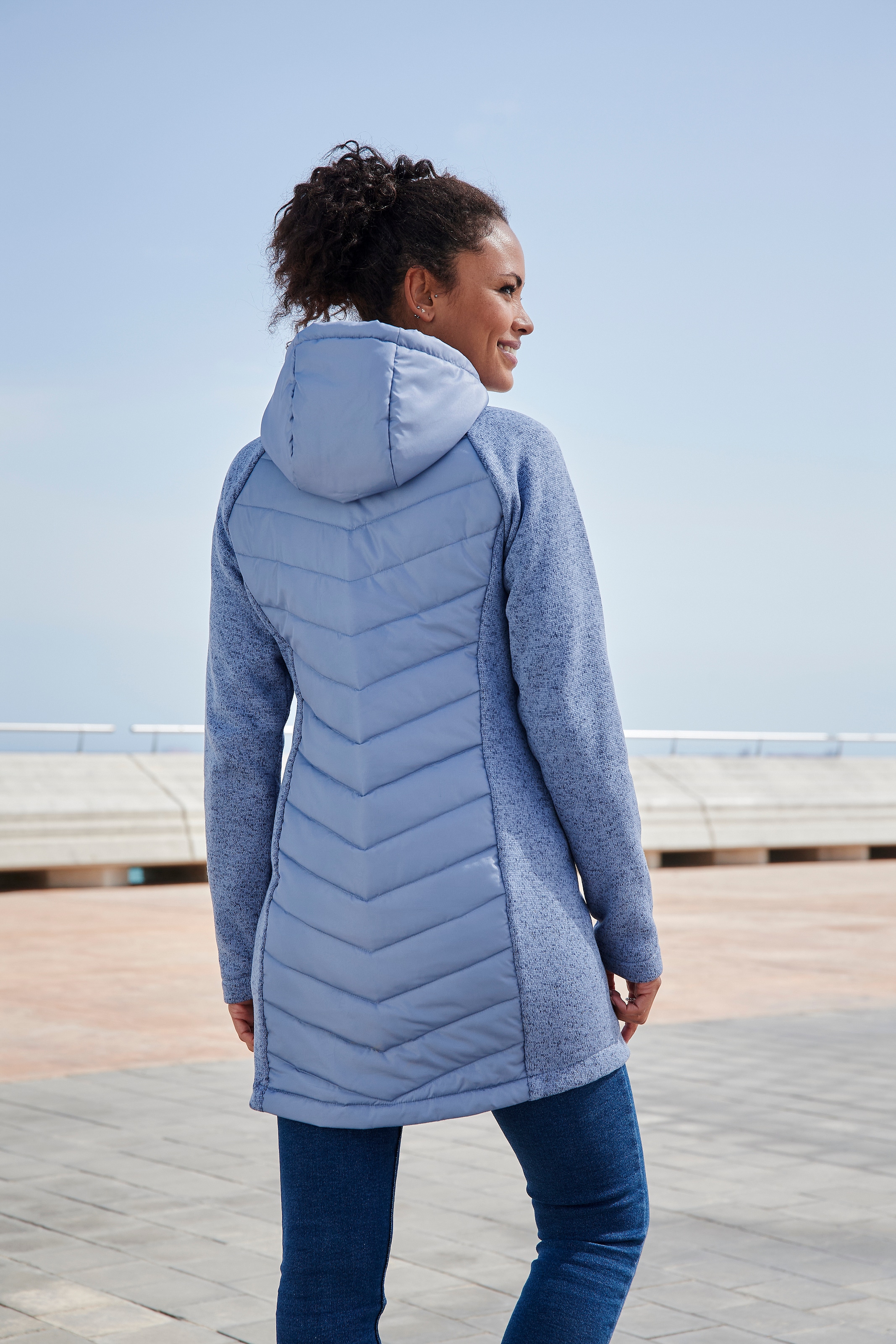 Vivance Steppjacke, mit Kapuze, mit Strickfleece-Ärmeln