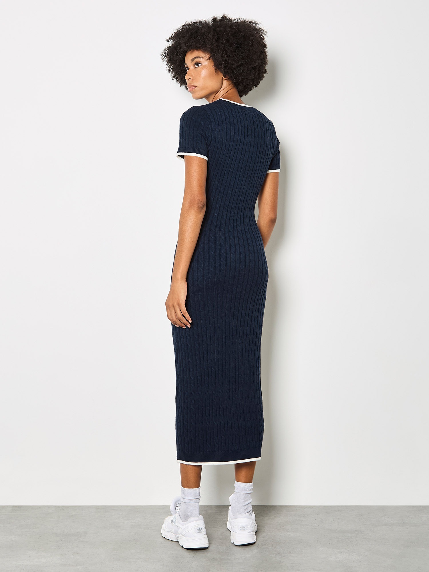 Apricot Midikleid »Midikleid« in unifarben
