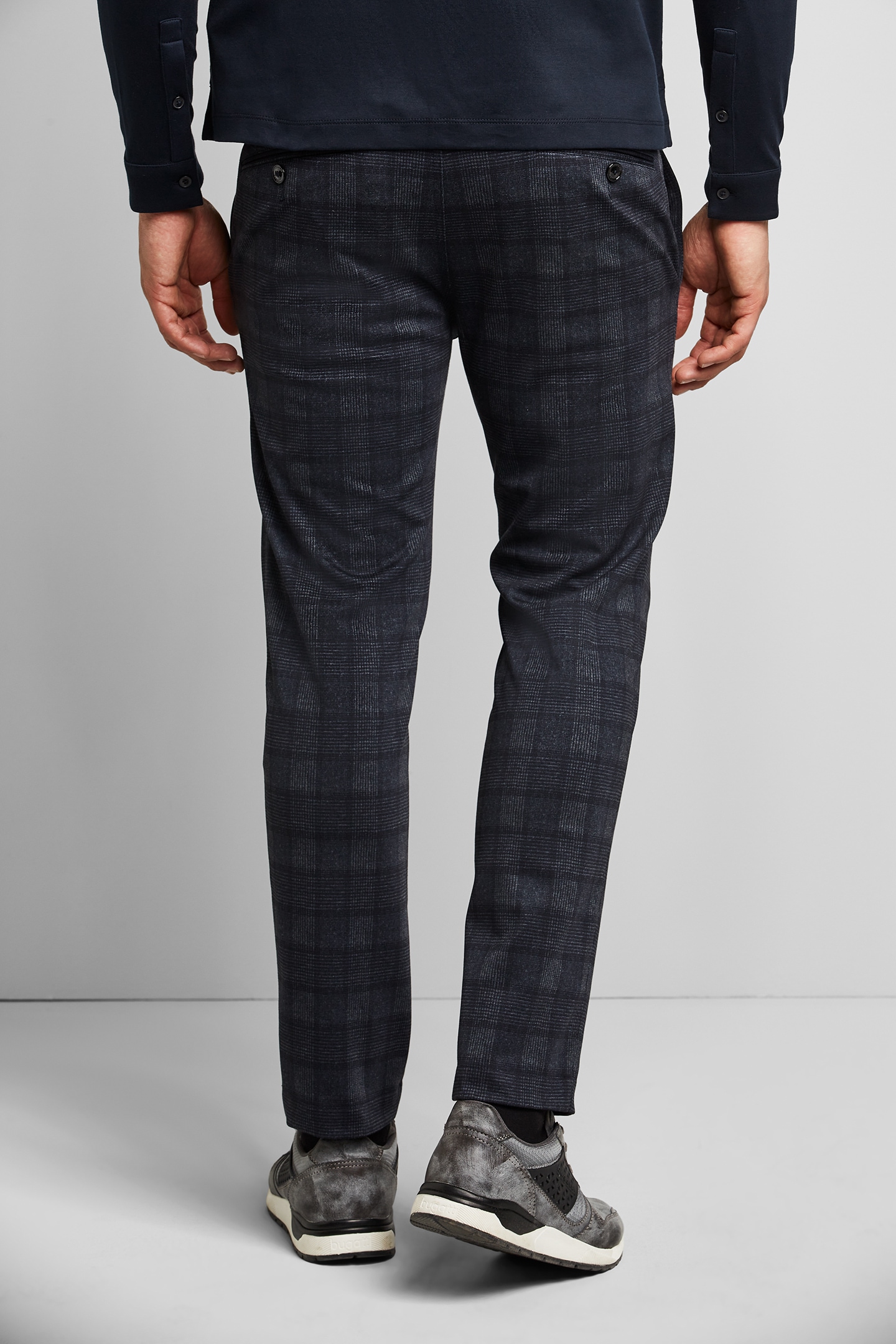 bugatti Chinohose, in der Passform Modern Fit