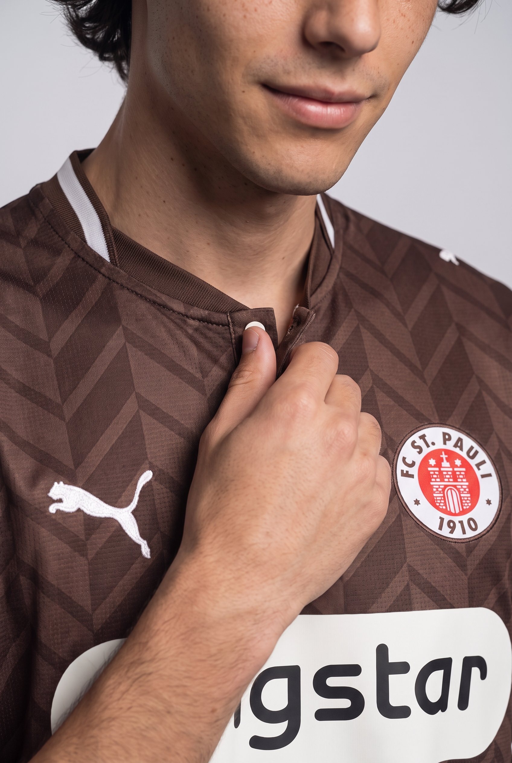 PUMA Fußballtrikot »FCSP HOME JERSEY REPLICA« mit Rundhalsausschnitt, Kurzarm, atmungsaktiv