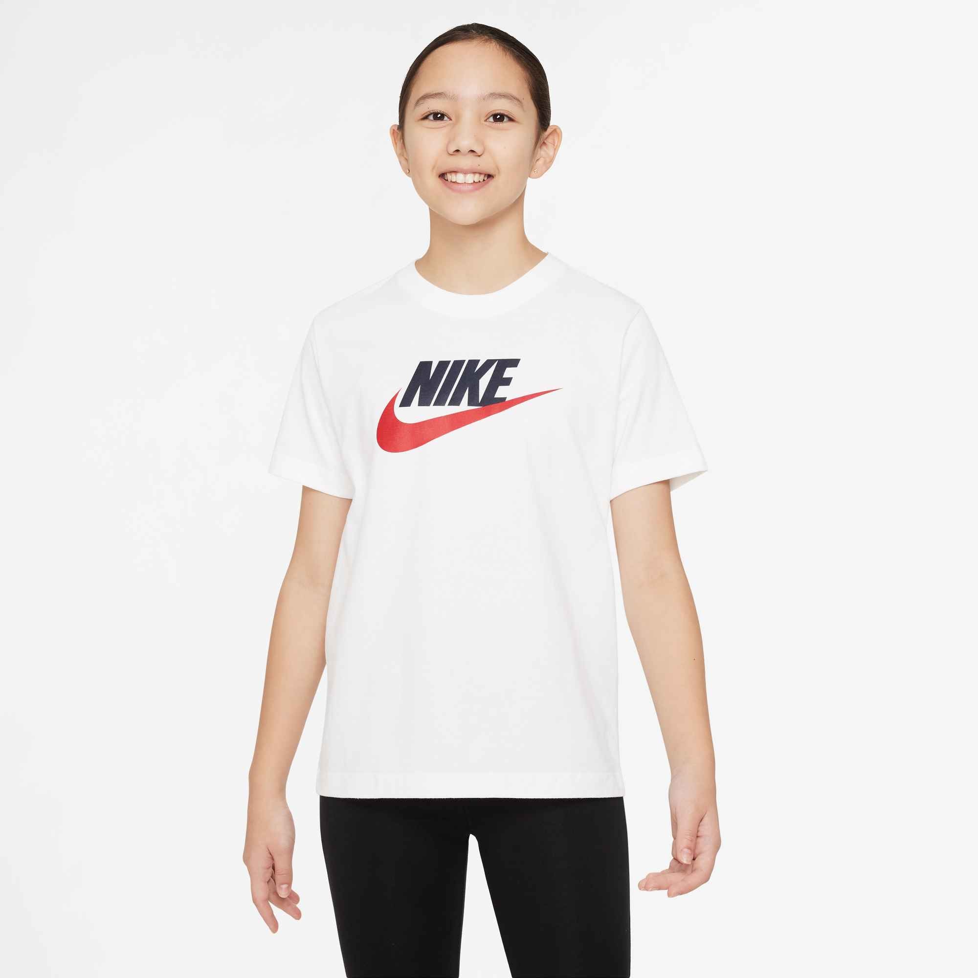 Nike Sportswear T-Shirt »K NSW TEE FUTURA HBR« für Jugendliche, sportlicher Stil, Kurzarm, Rundhalsausschnitt