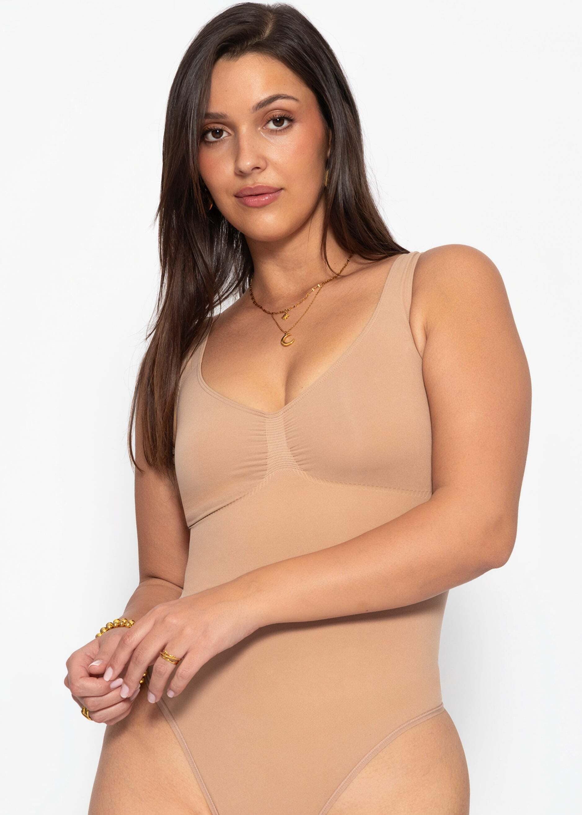 SASSYCLASSY Shaping-Body »Bodysuit Sculpting Shapewear mit String« Nahtloser Body mit verstellbaren Trägern und String Schwarz Rosa Nude