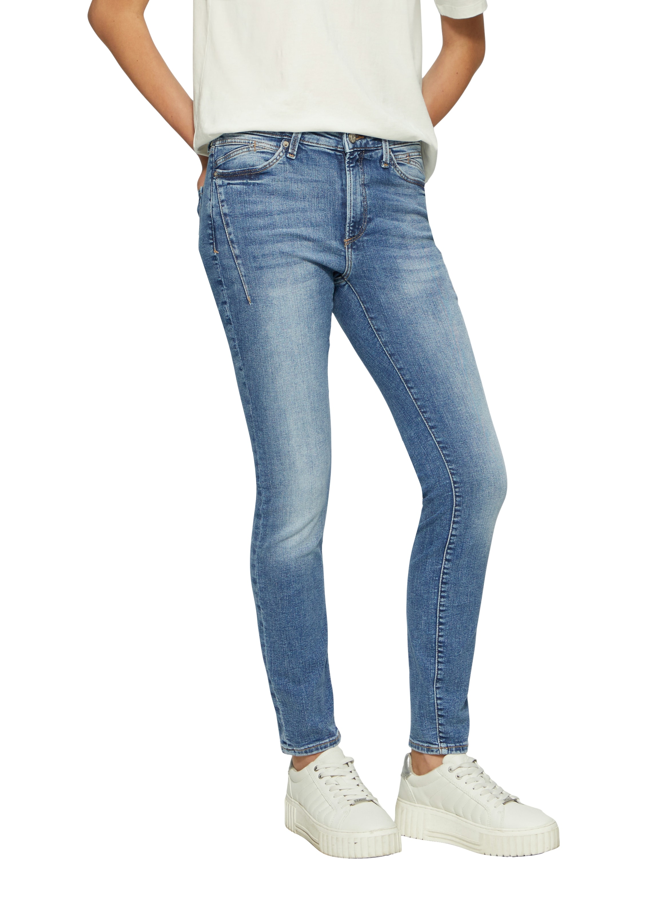 s.Oliver Skinny-fit-Jeans »IZABELL«, in coolen, unterschiedlichen Waschungen