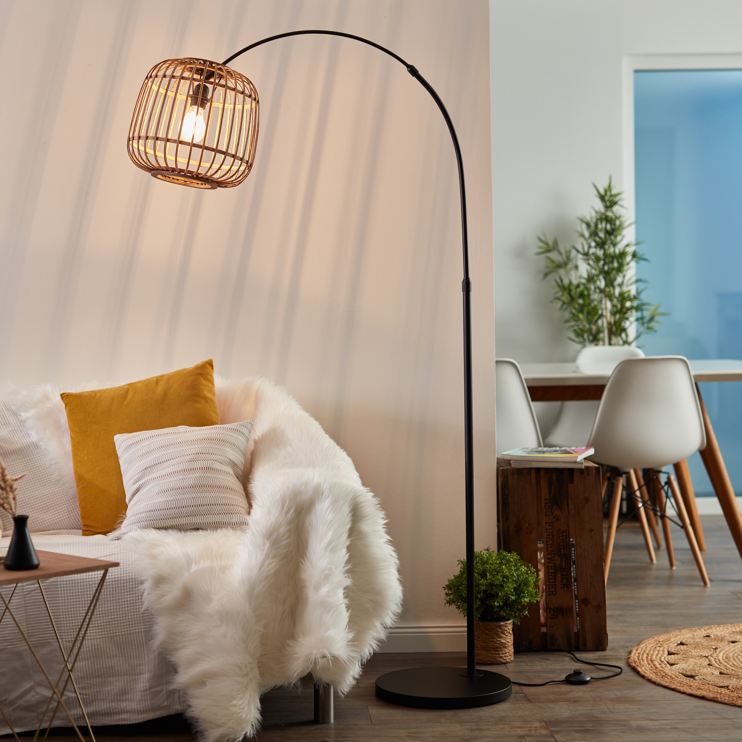Home affaire Bogenlampe »Grazay«, 1 flammig, Leuchtmittel E27 | ohne Leuchtmittel, Stehleuchte mit 1,7m Höhe und 1,1m Ausladung, Schirm aus Rattan