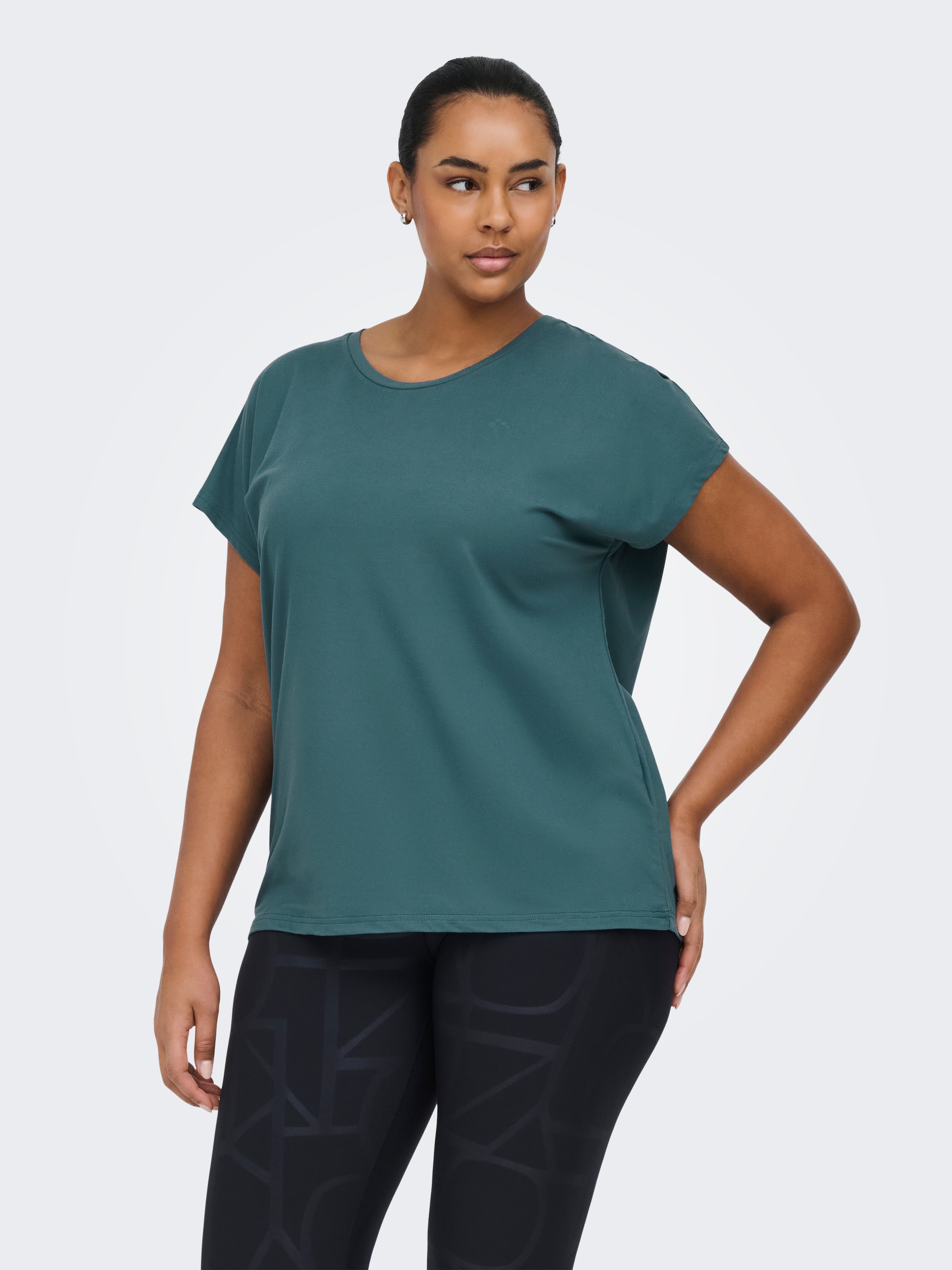 ONLY Play Funktionsshirt »ONPAUBREE SS LOOSE TRAIN TEE CURVY NOOS« Relaxed Fit, aus Polyester und Elasthan, unifarbenes Jersey