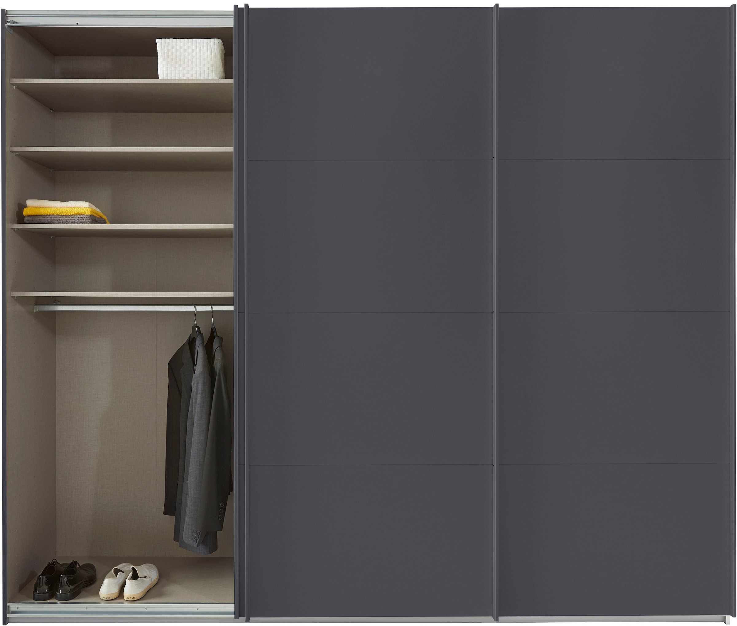 rauch Schwebetürenschrank »Kleiderschrank Schrank Garderobe TOPSELLER OTELI inkl. Inneneinteilung«, mit 3 Innenschubladen sowie zusätzlichen Einlegeböden MADE IN GERMANY