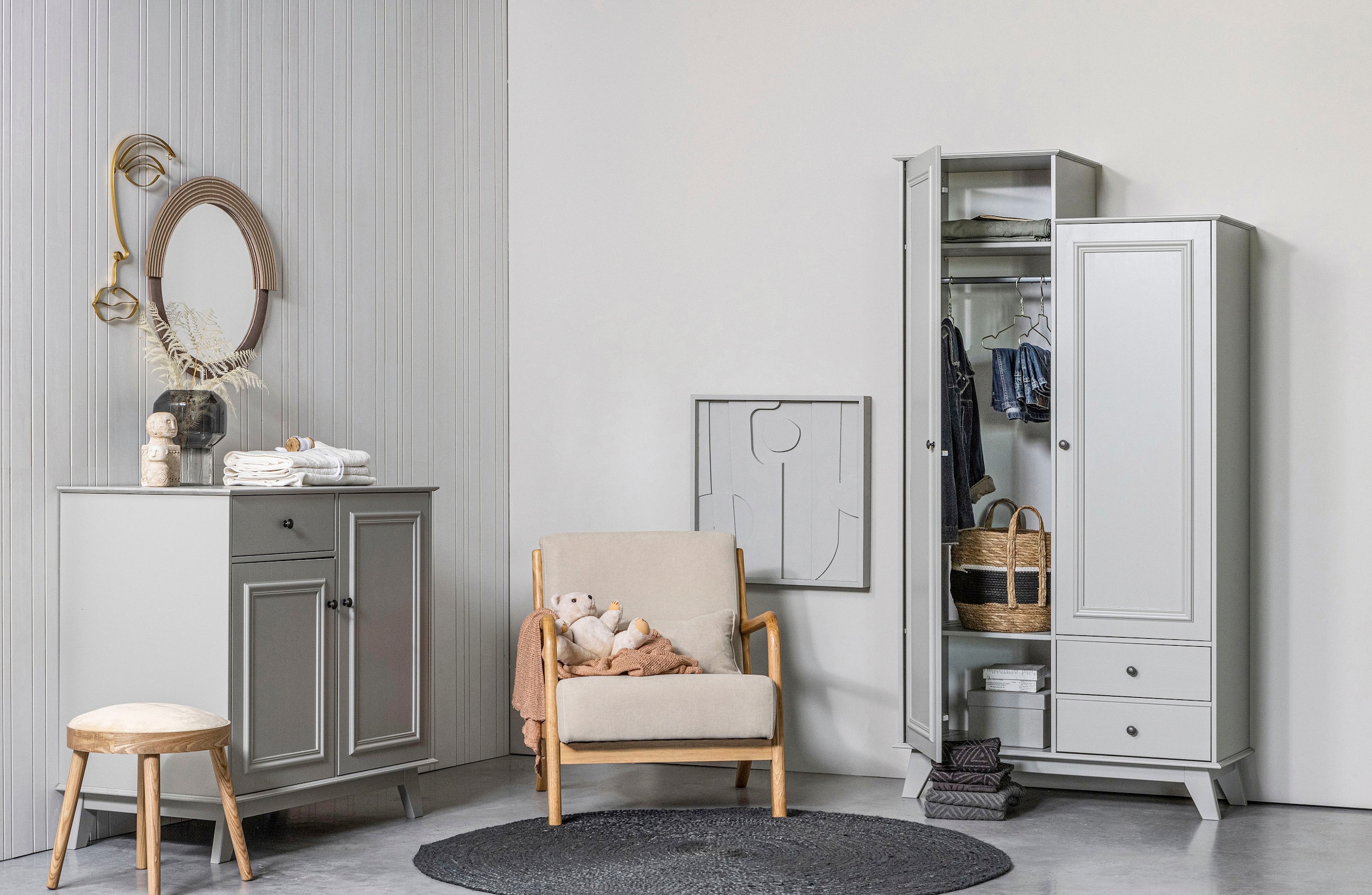 WOOOD Garderobenschrank »Lily«, massives Kiefernholz, mit Kleiderstange, H 190 cm x B 98 cm