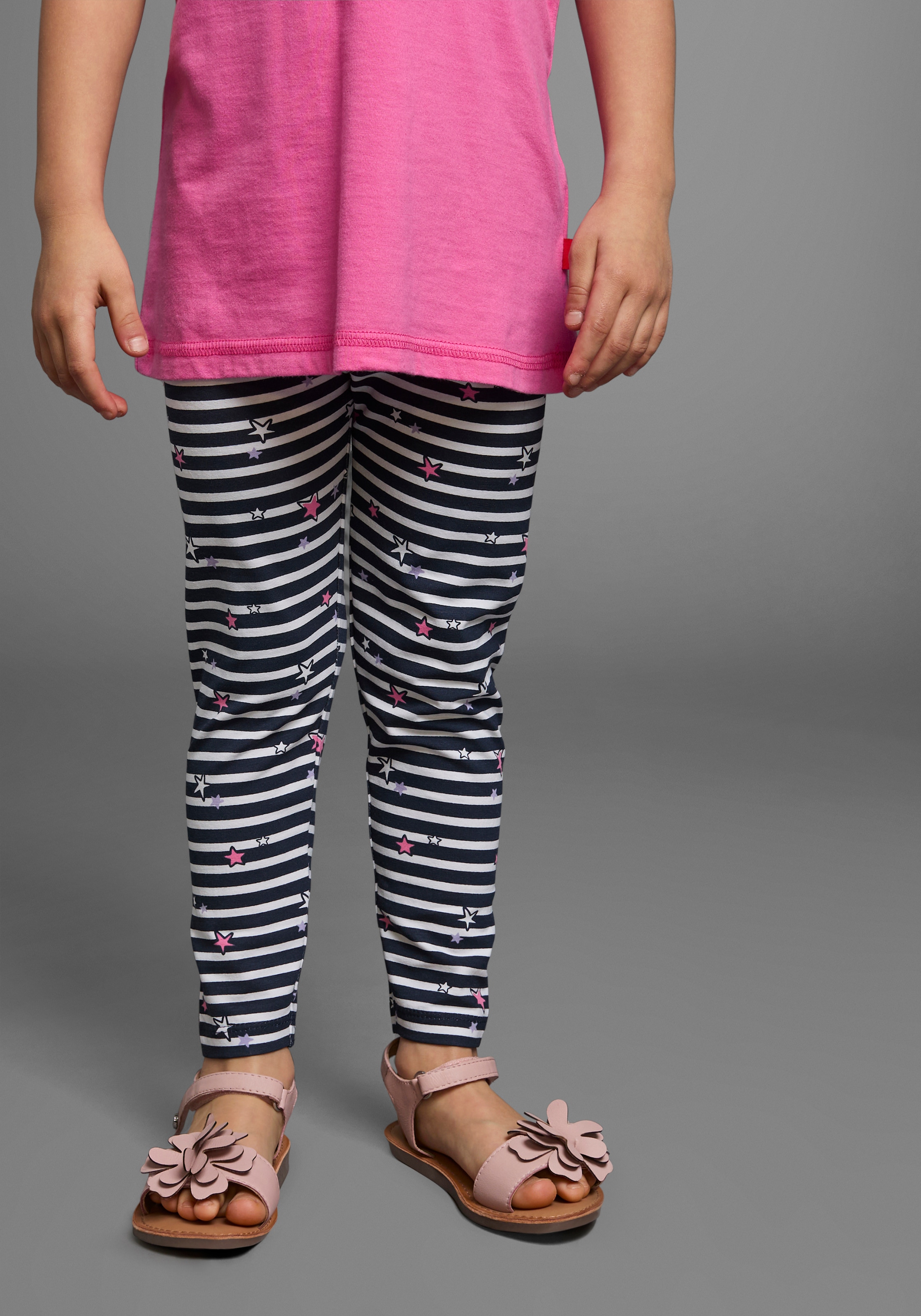 KIDSWORLD Leggings »3er Pack Leggings für kleine Mädchen«, (Packung, 3 tlg., 3er-Pack), mit unterschiedlichen Mustern und Farben