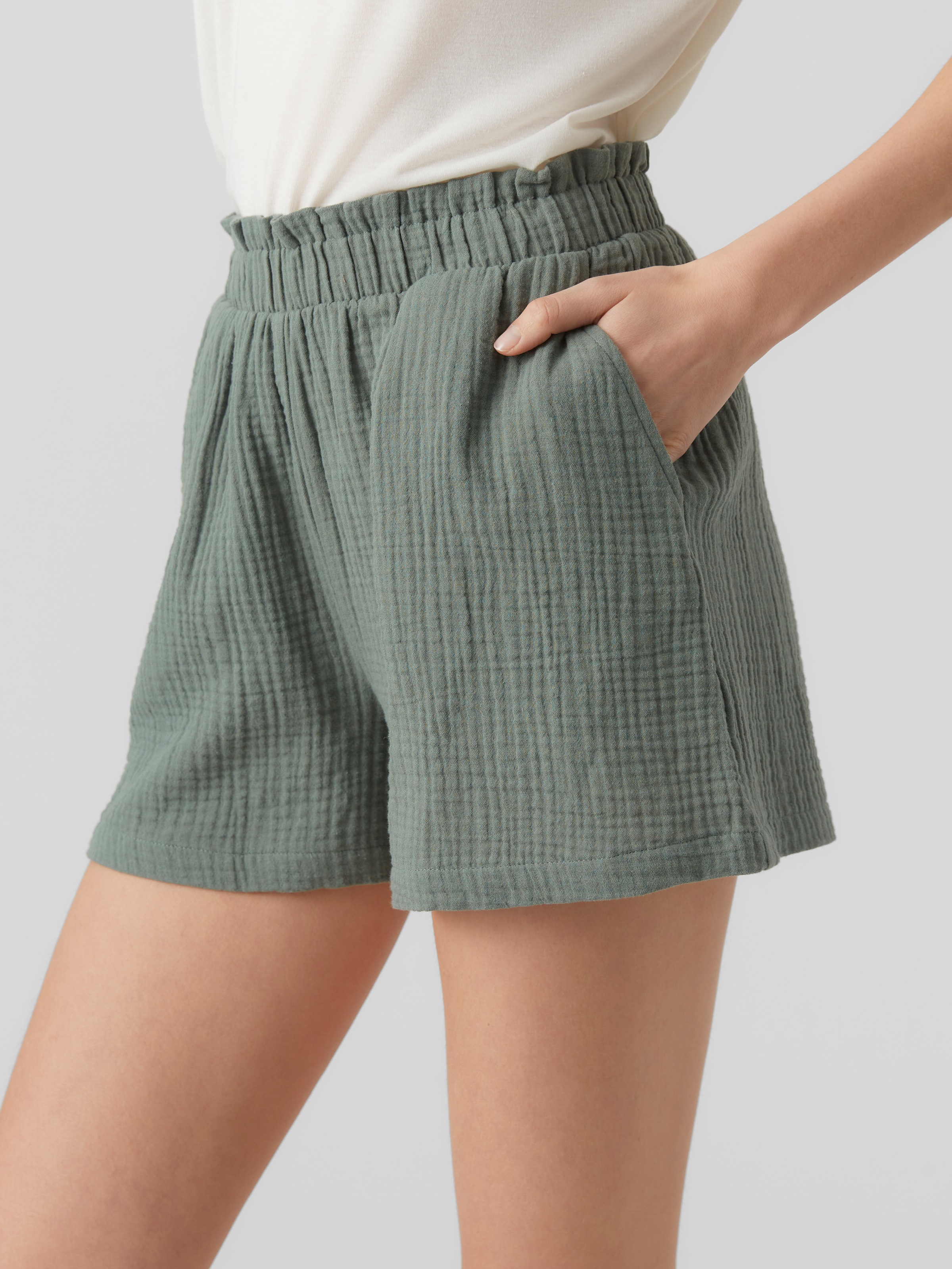 Vero Moda Shorts »VMNATALI HW SHORTS NOOS«