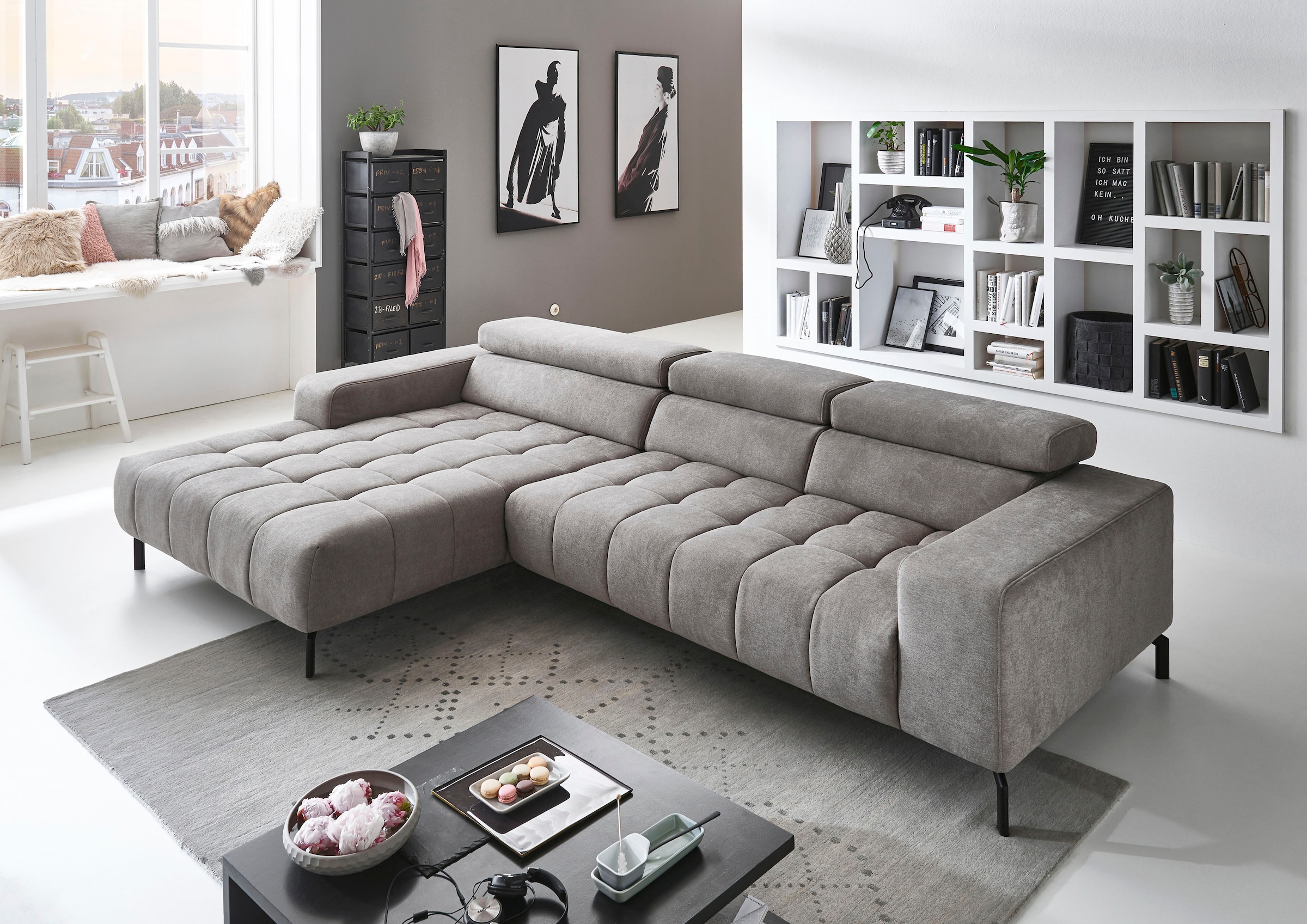 Die PlanBar Ecksofa »MP-IN18022 L-Form«, mit Kopfteilverstellung & Zierkissen, optional Sitztiefenverstellung
