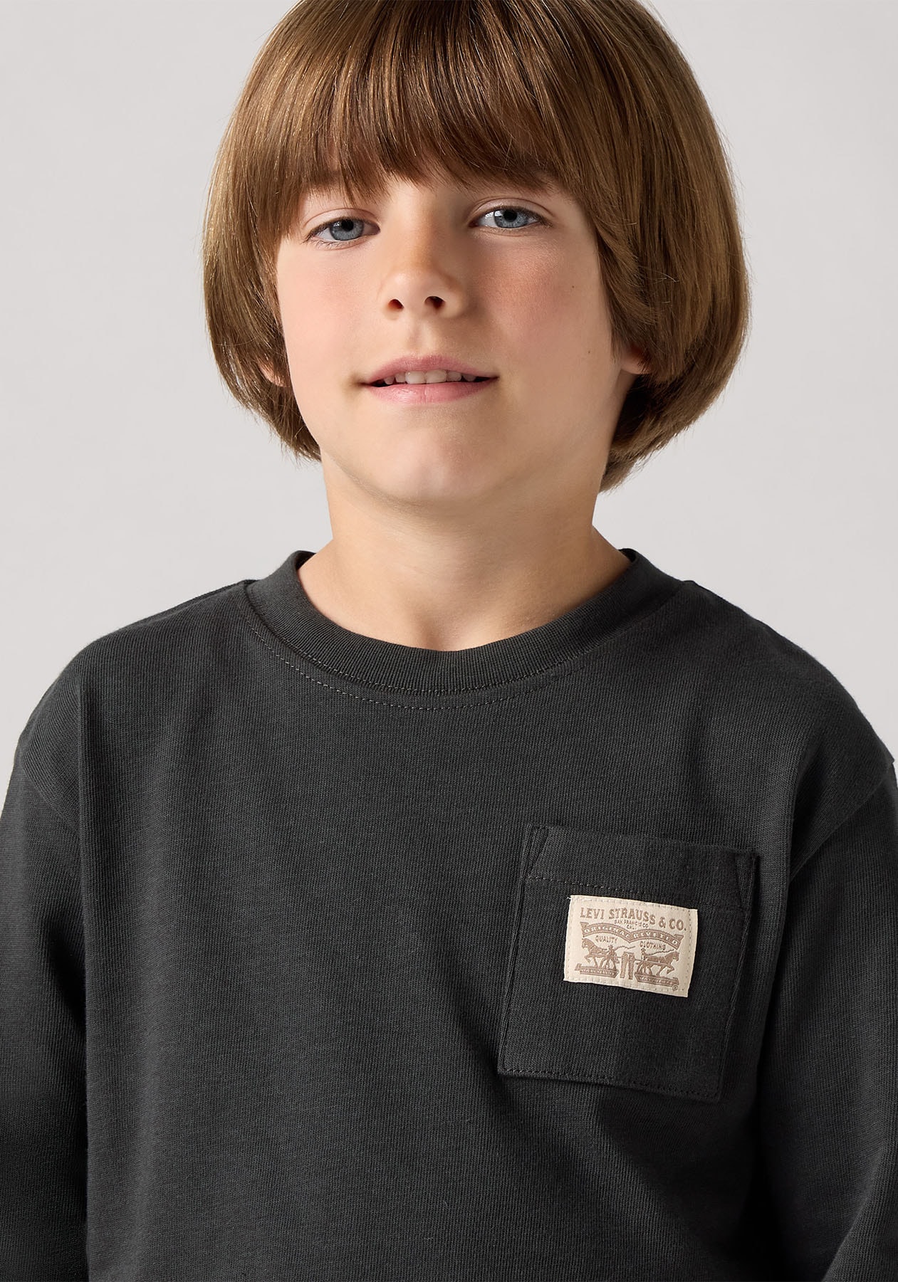 Levi's® Kids Langarmshirt »LVB LONG SLEEVE POCKET TEE«, mit Brusttasche, for Boys